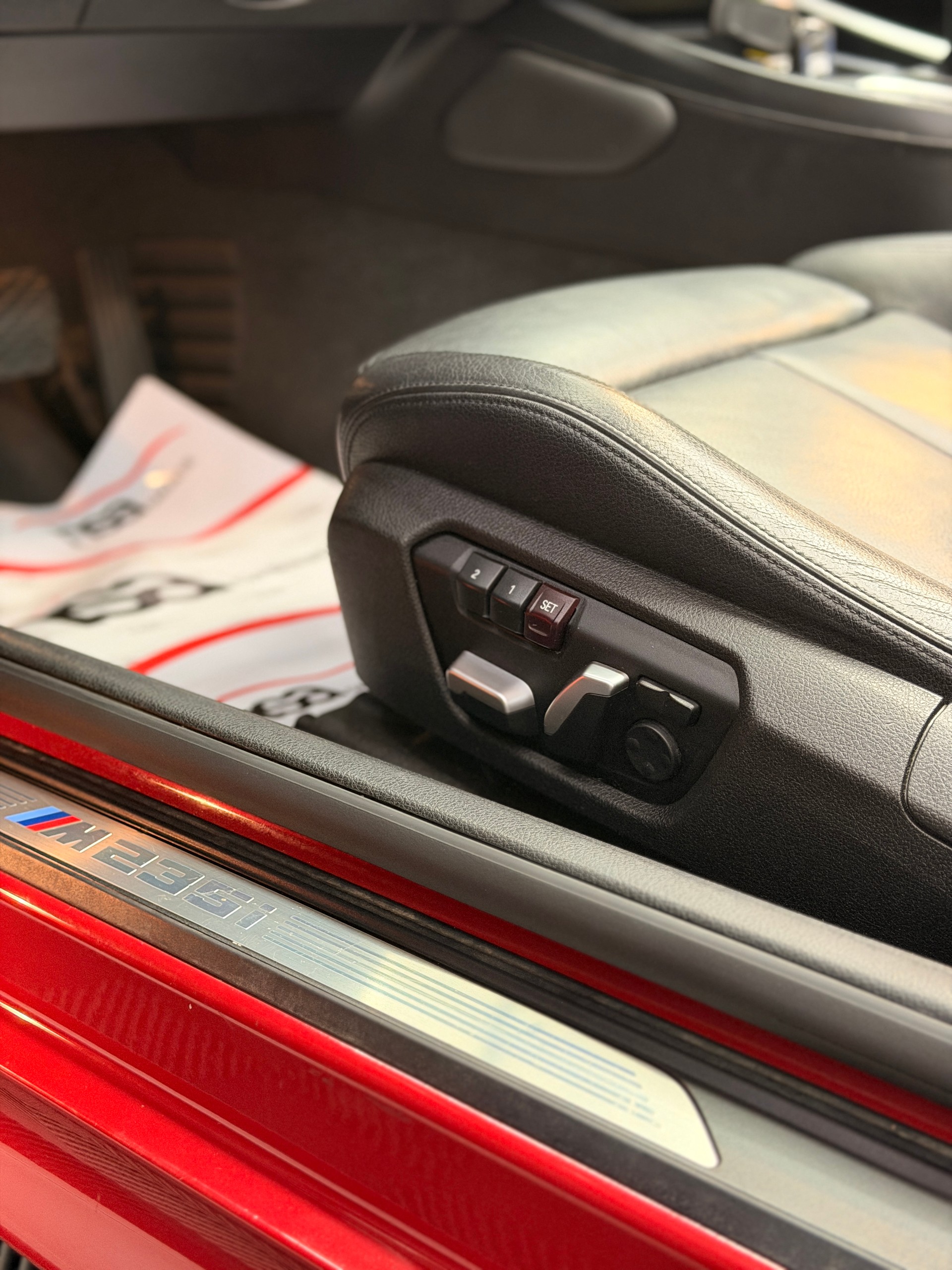 BMW M235i xDrive Steptronic-image-14