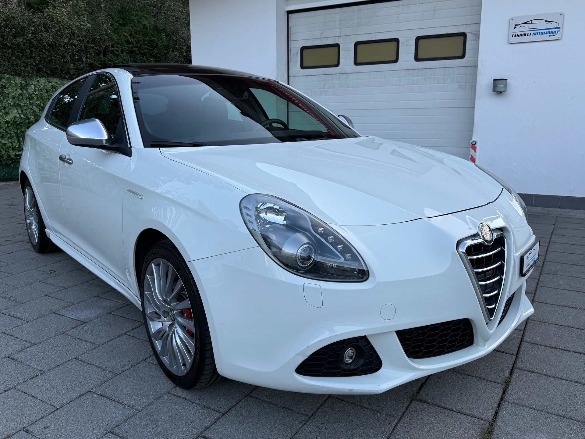 ALFA ROMEO Giulietta 2.0 JTDM Distinctive TCT-image-10