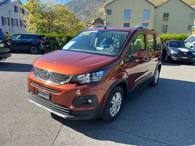 PEUGEOT Rifter 1.2 PureTech Allure-image-0