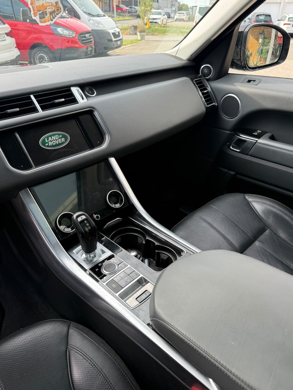 LAND ROVER Range Rover Sport 3.0 SDV6 HSE Dynamic Automatic-image-5