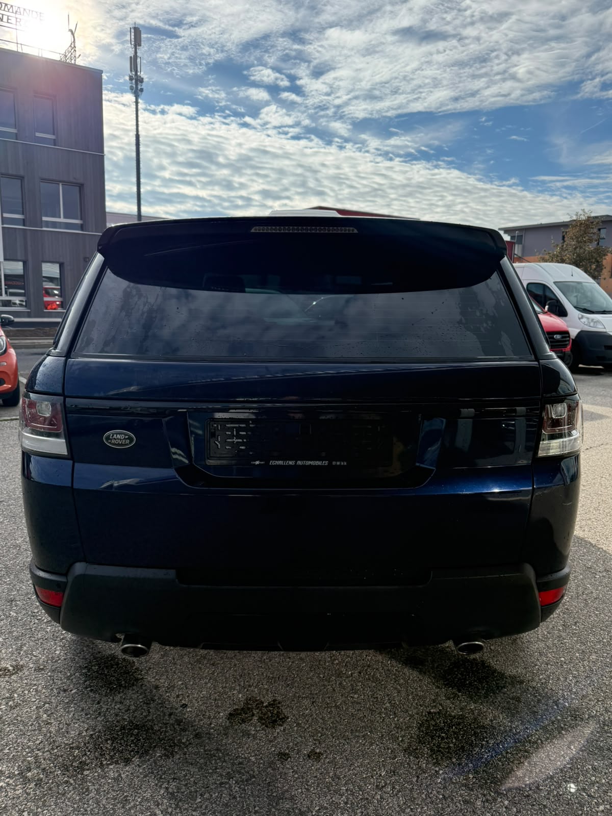 LAND ROVER Range Rover Sport 3.0 SDV6 HSE Dynamic Automatic-image-3