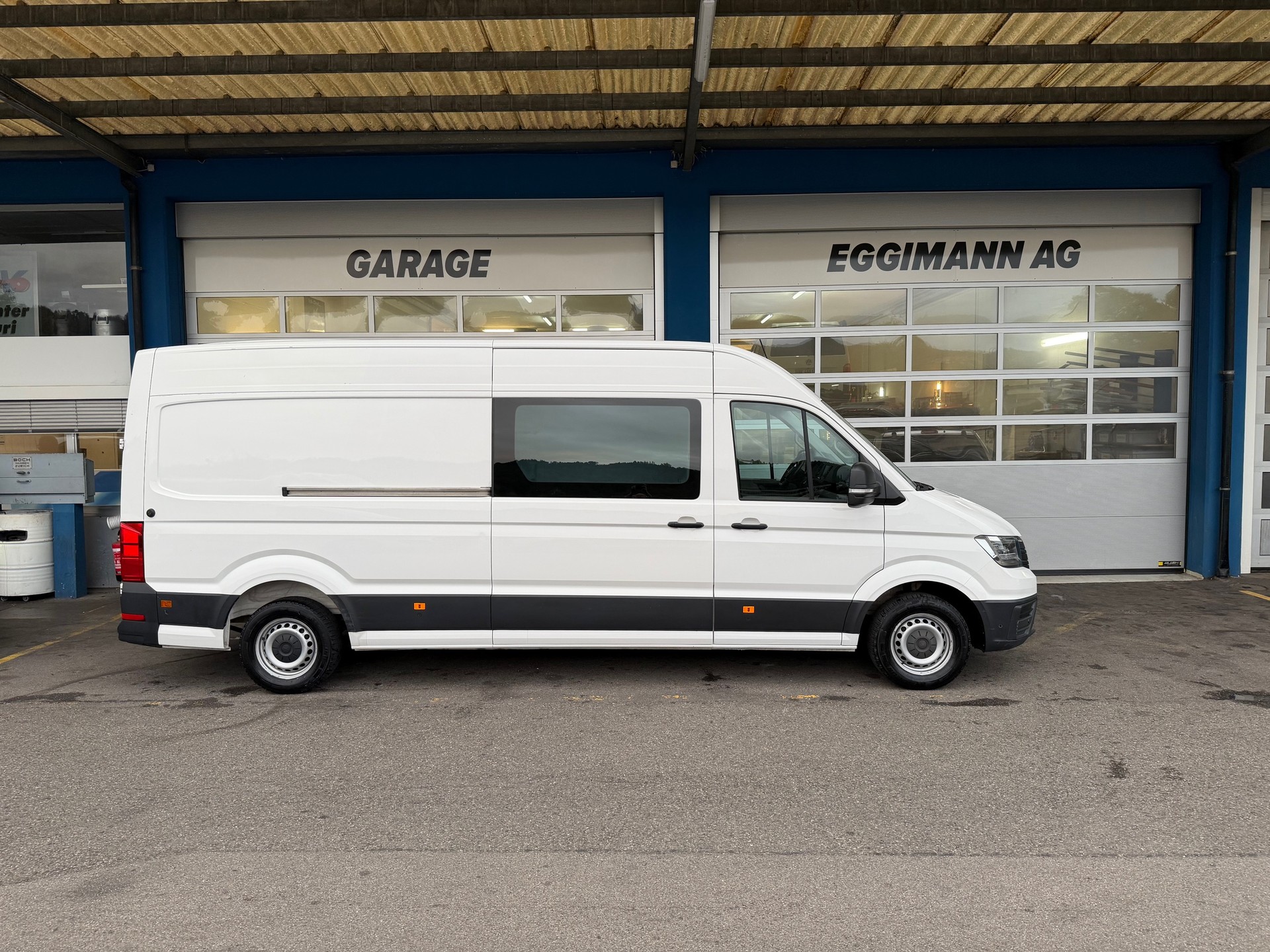 VW Crafter 35 2.0 BiTDI L4 A-image-2