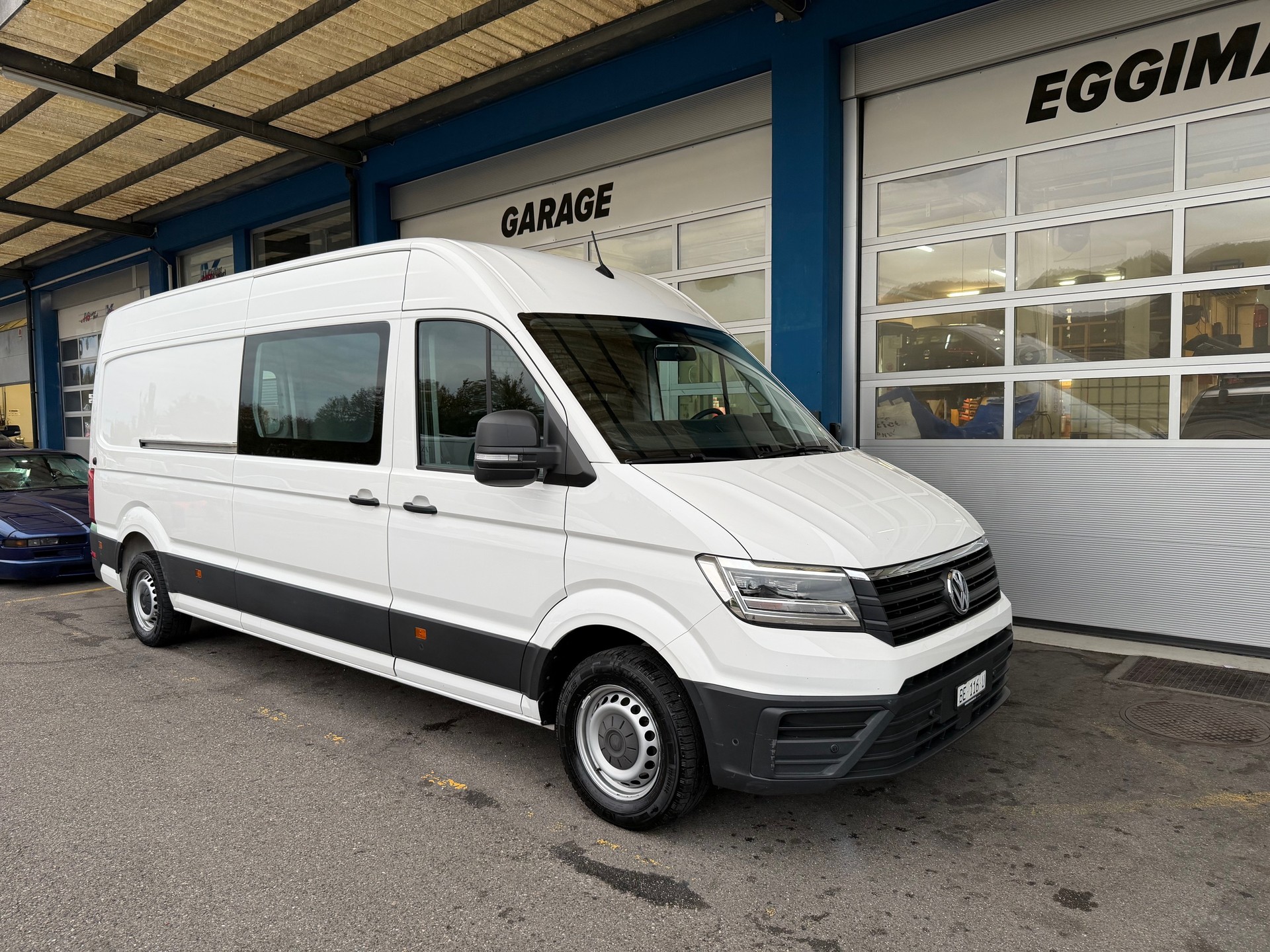 VW Crafter 35 2.0 BiTDI L4 A-image-1