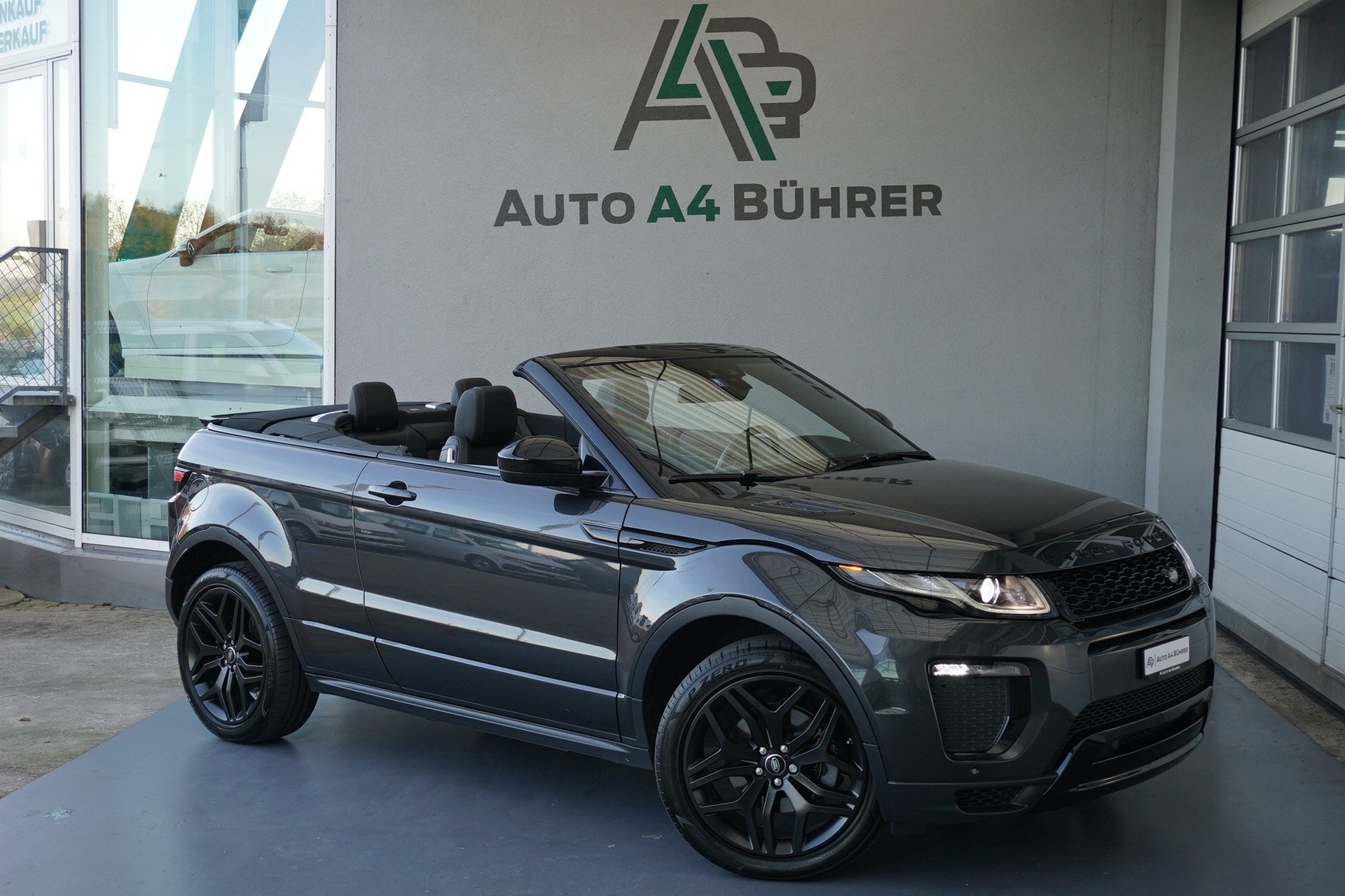 LAND ROVER Evoque 2.0TD4 HSE Dynamic Convertible 4WD mit neuer AHK für 1,5t.-showroom-element-3