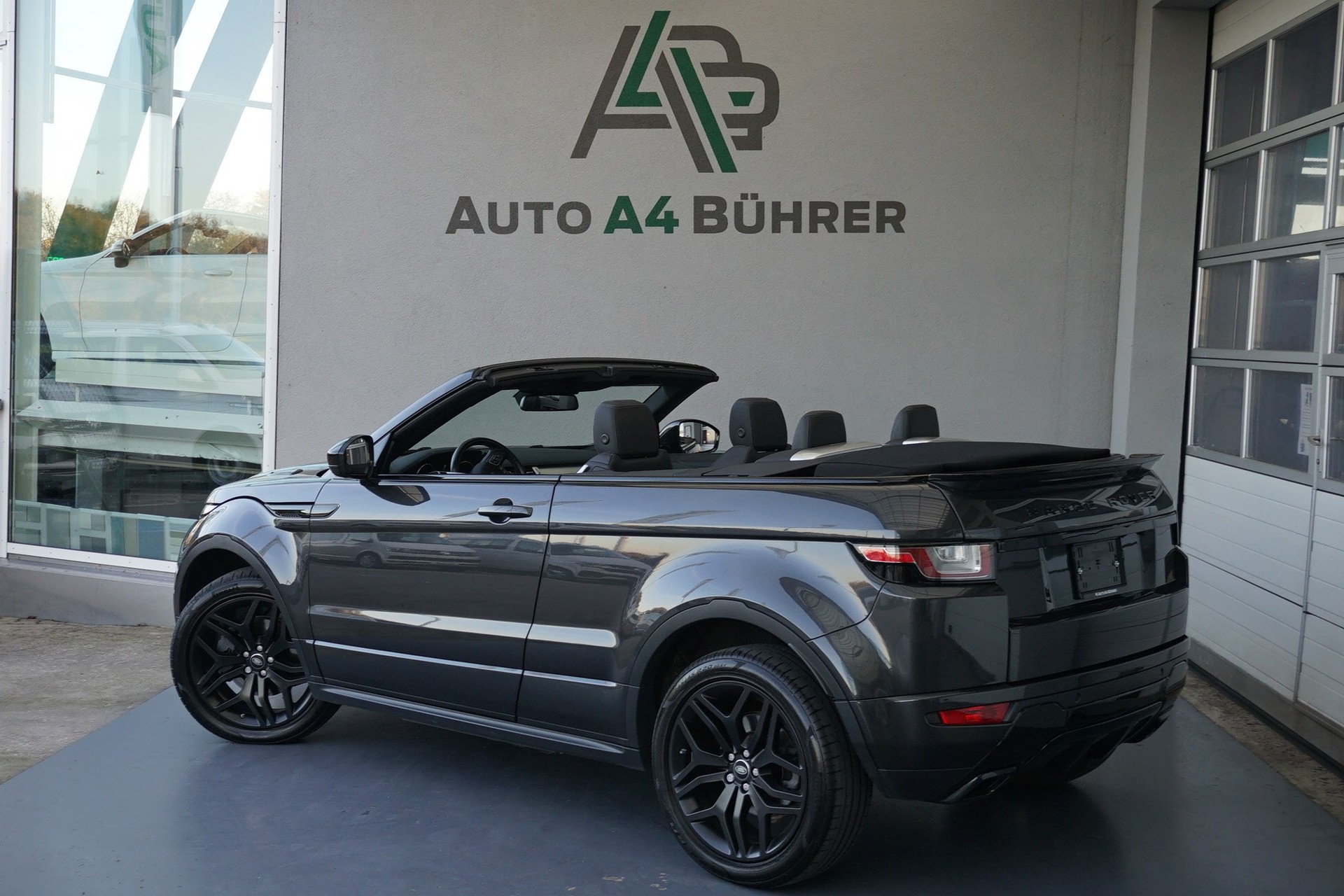 LAND ROVER Evoque 2.0TD4 HSE Dynamic Convertible 4WD mit neuer AHK für 1,5t.-image-8