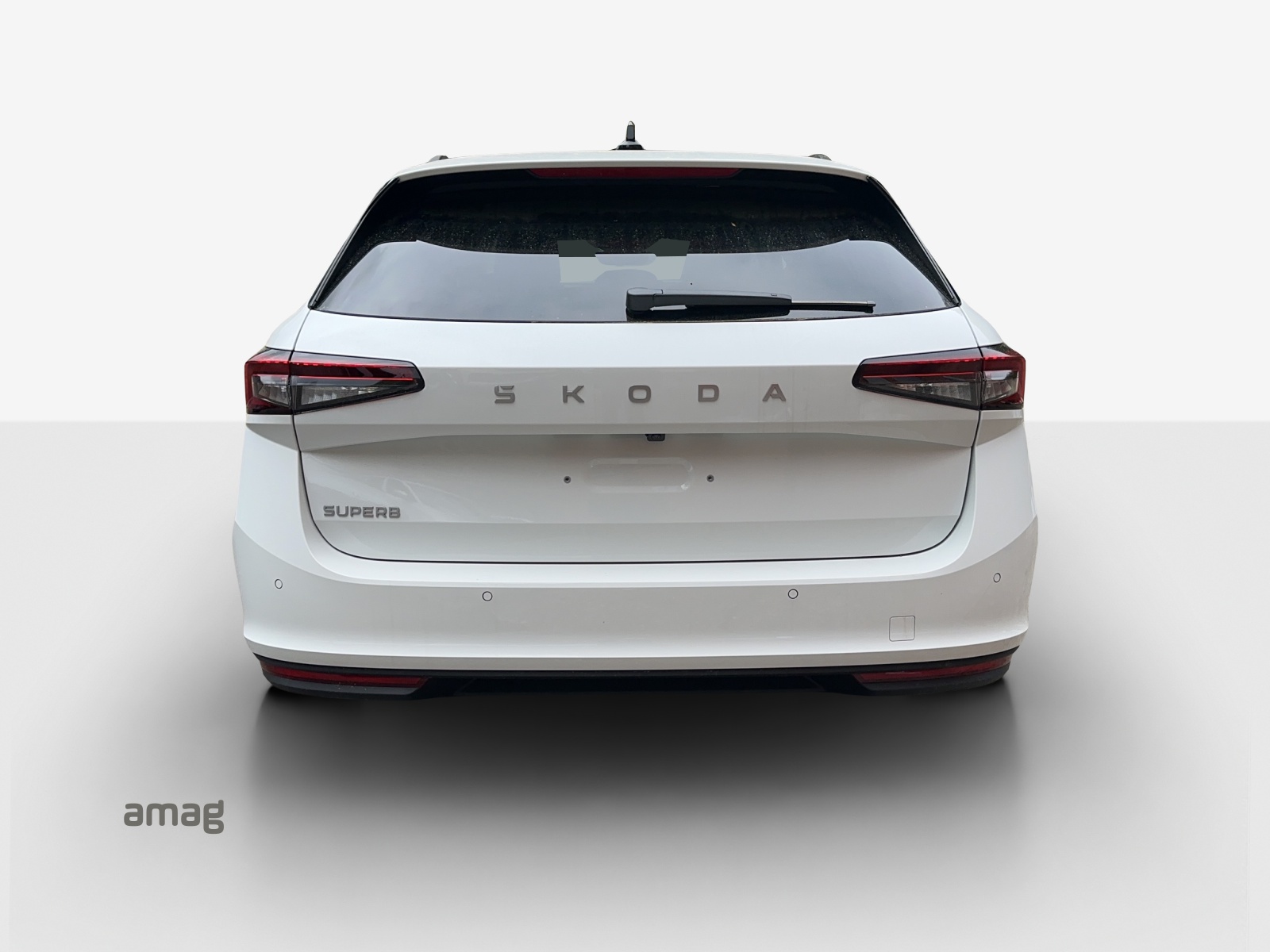 SKODA Superb Combi 2.0 TDi Selection DSG-image-5
