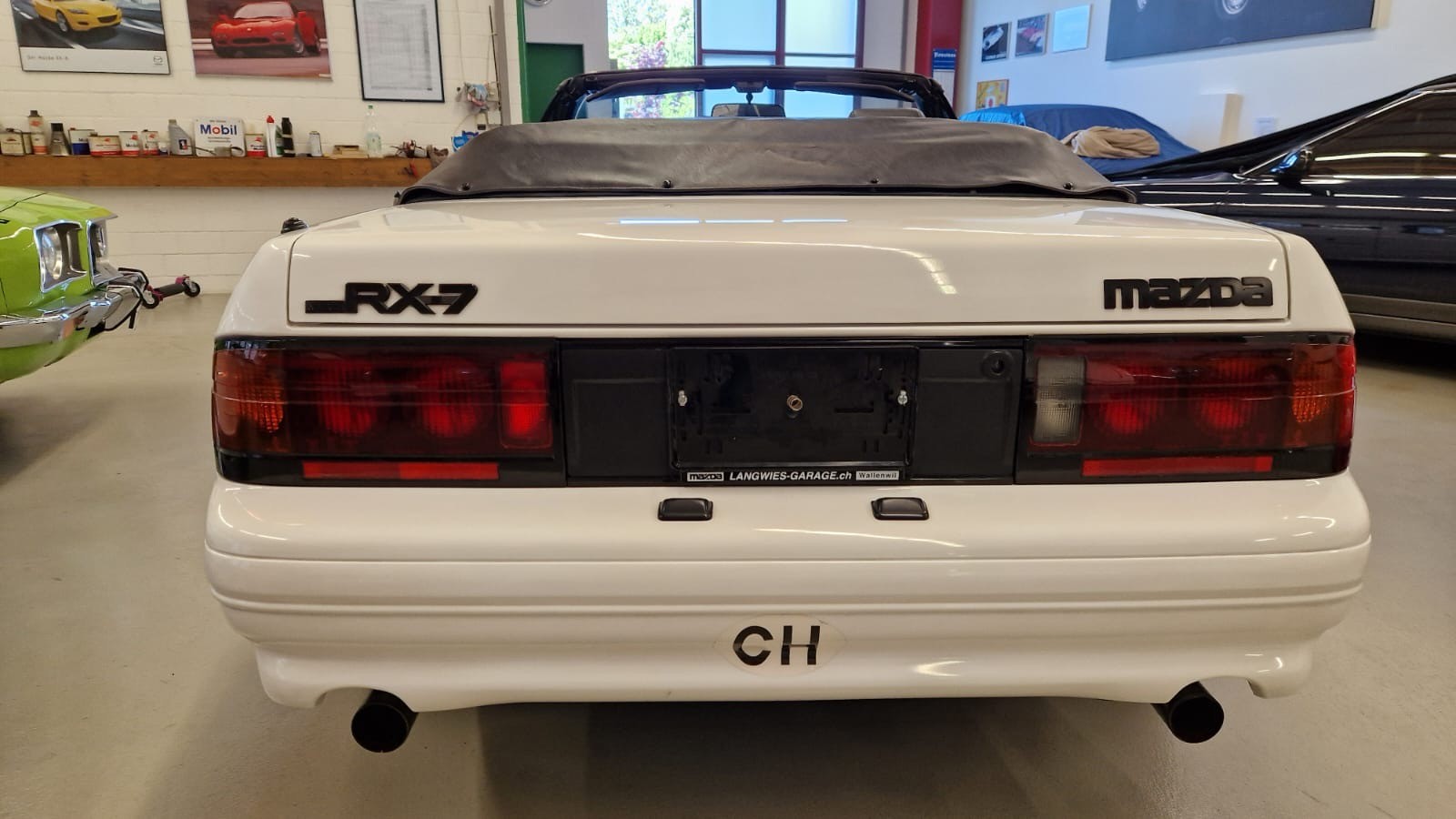MAZDA RX-7 2.6 Turbo II-showroom-element-2