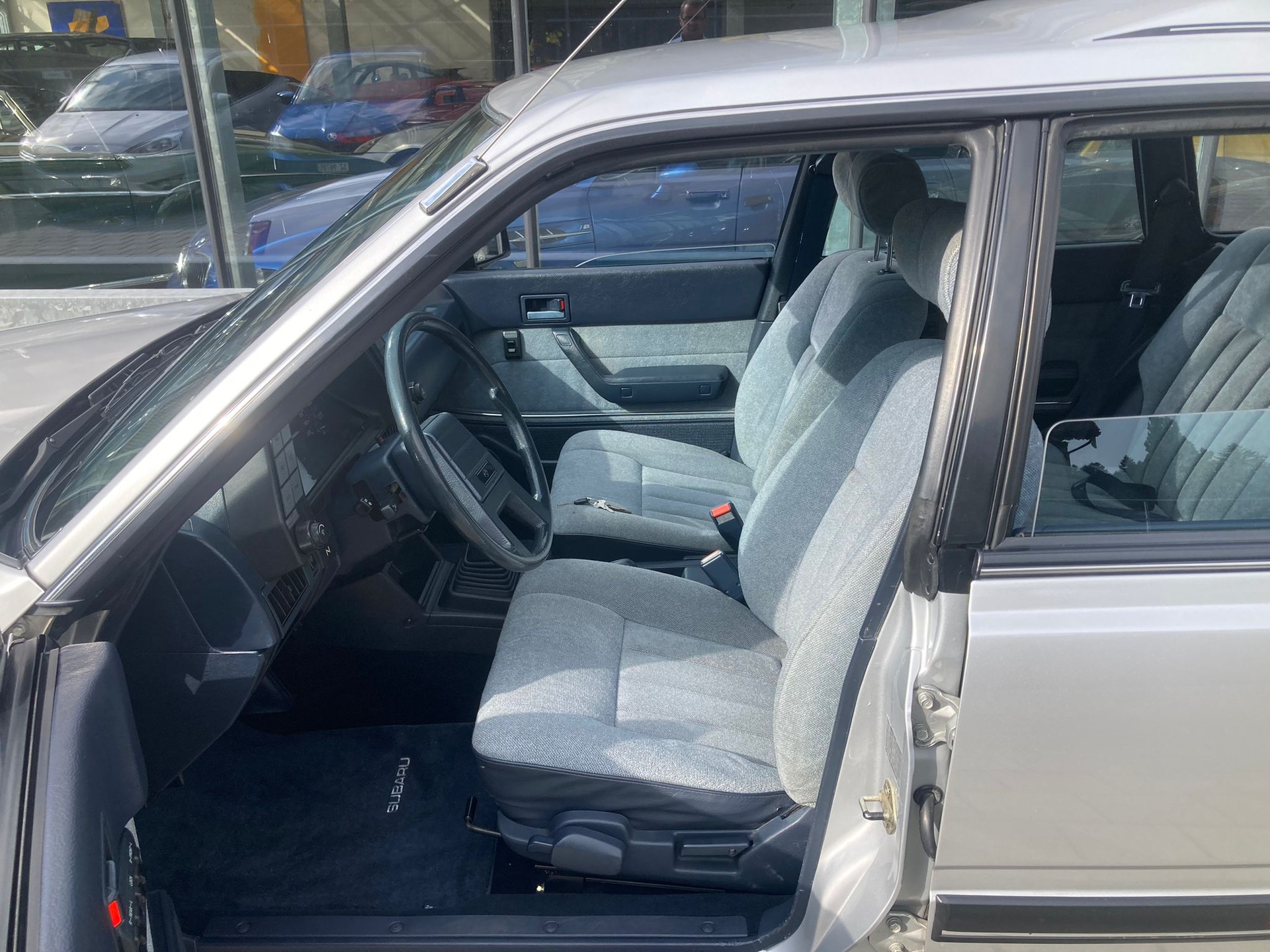 SUBARU 1.8 SuperStation 4WD-showroom-element-3