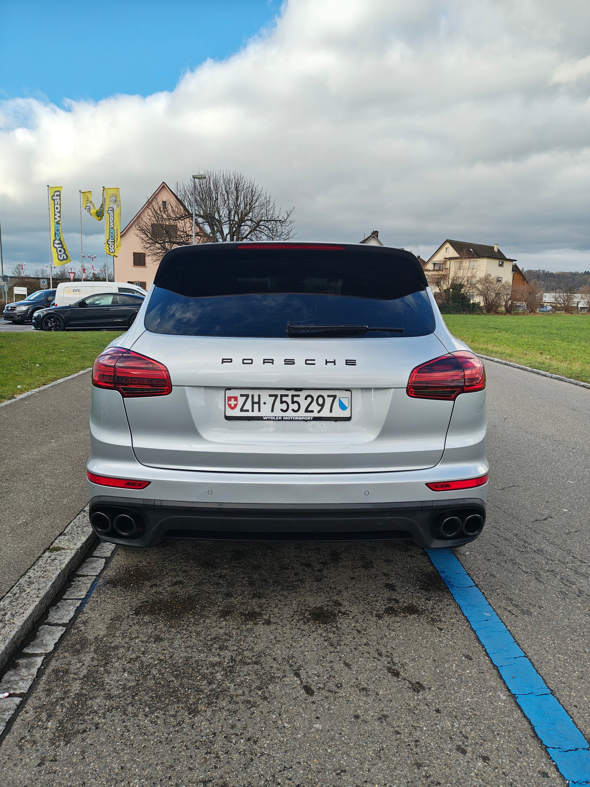 PORSCHE Turbo-image-6