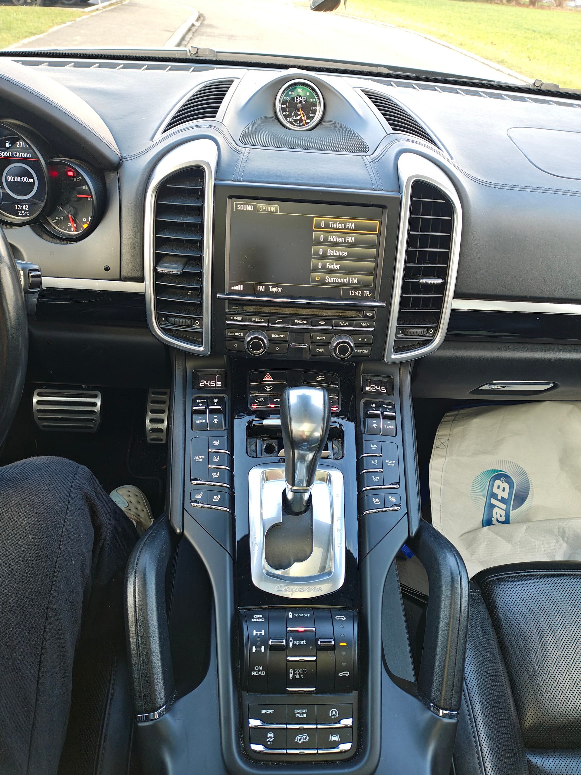PORSCHE Turbo-image-14