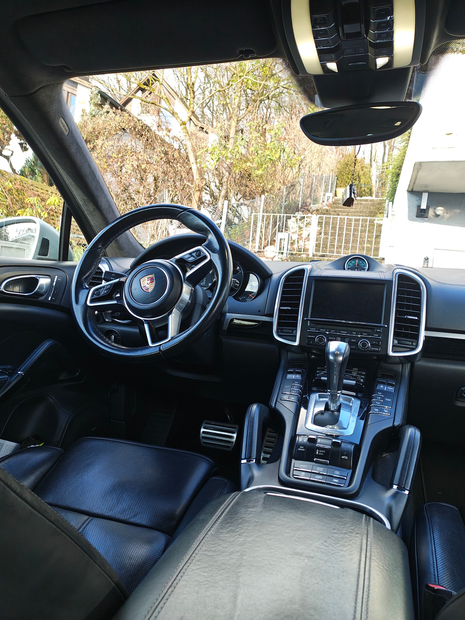 PORSCHE Turbo-image-4