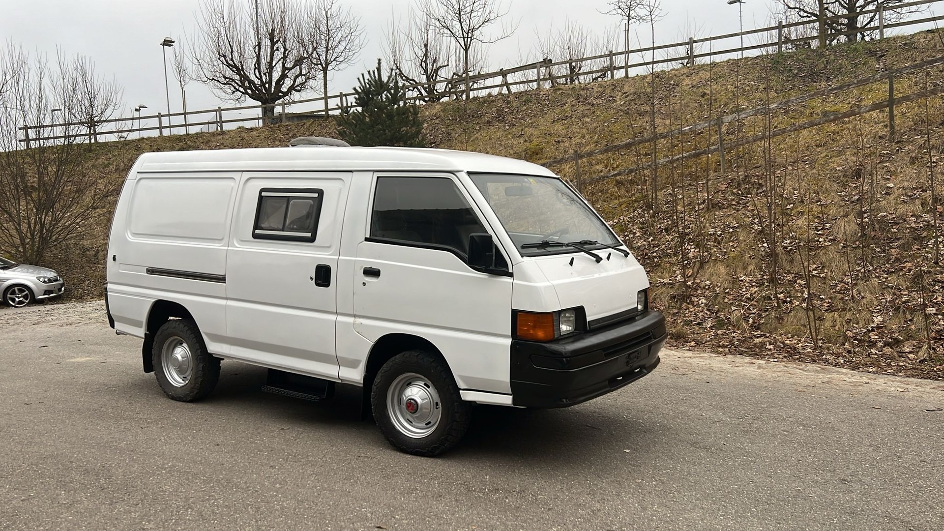 MITSUBISHI L300 L 4x4 2.5TD