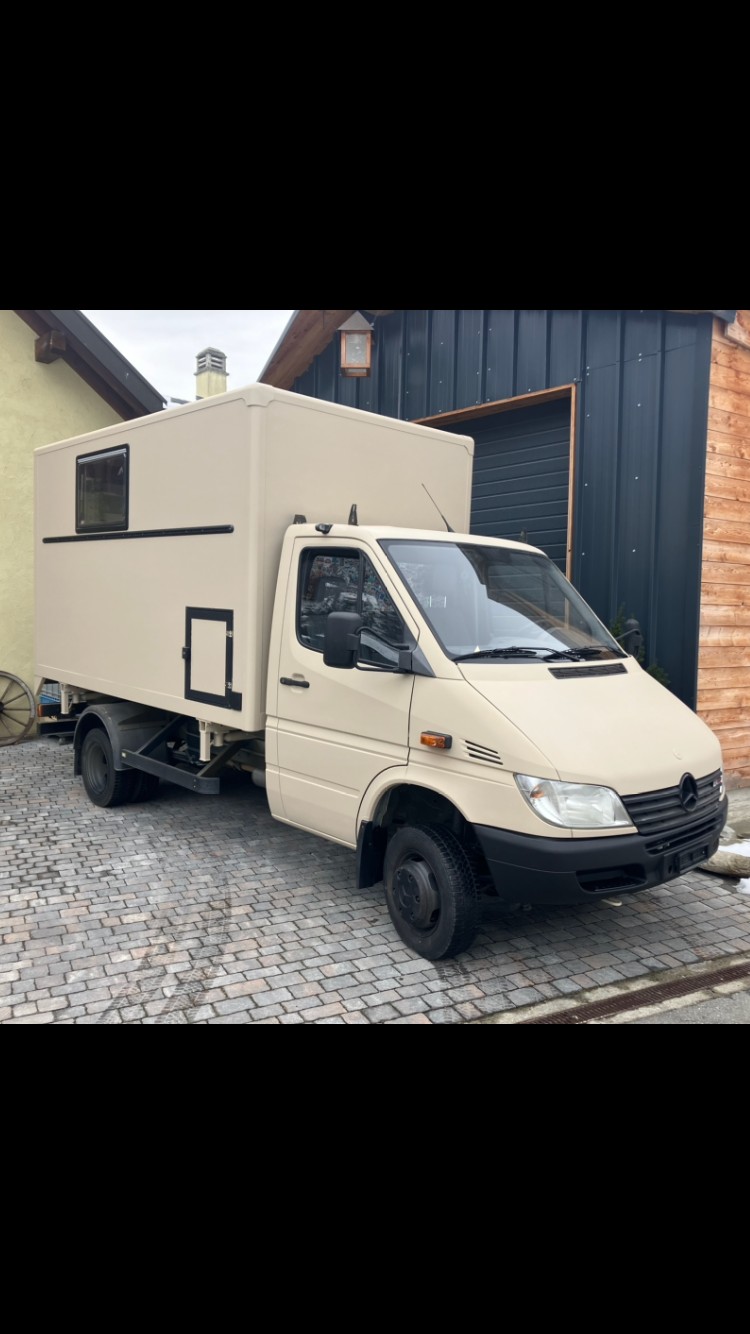 MERCEDES-BENZ 413 CDI 4x4-image-0