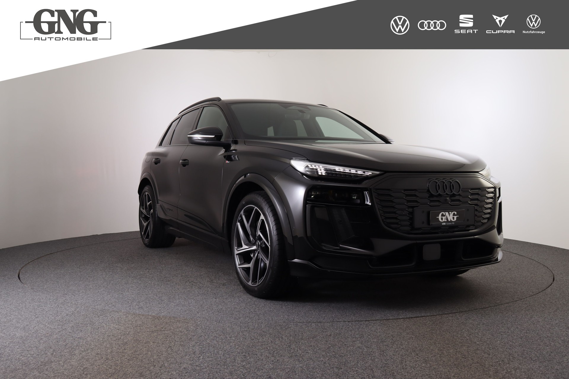 AUDI Q6 e-tron quattro-image-6