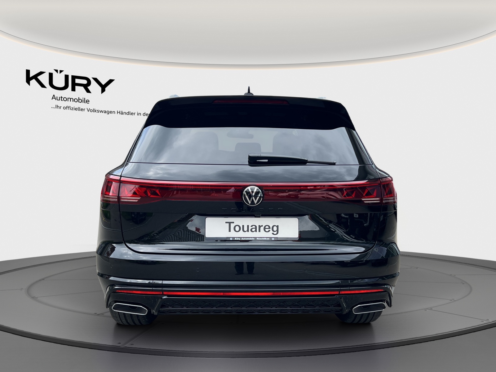 VW Touareg 3.0 TDI R-Line Tiptronic-image-5
