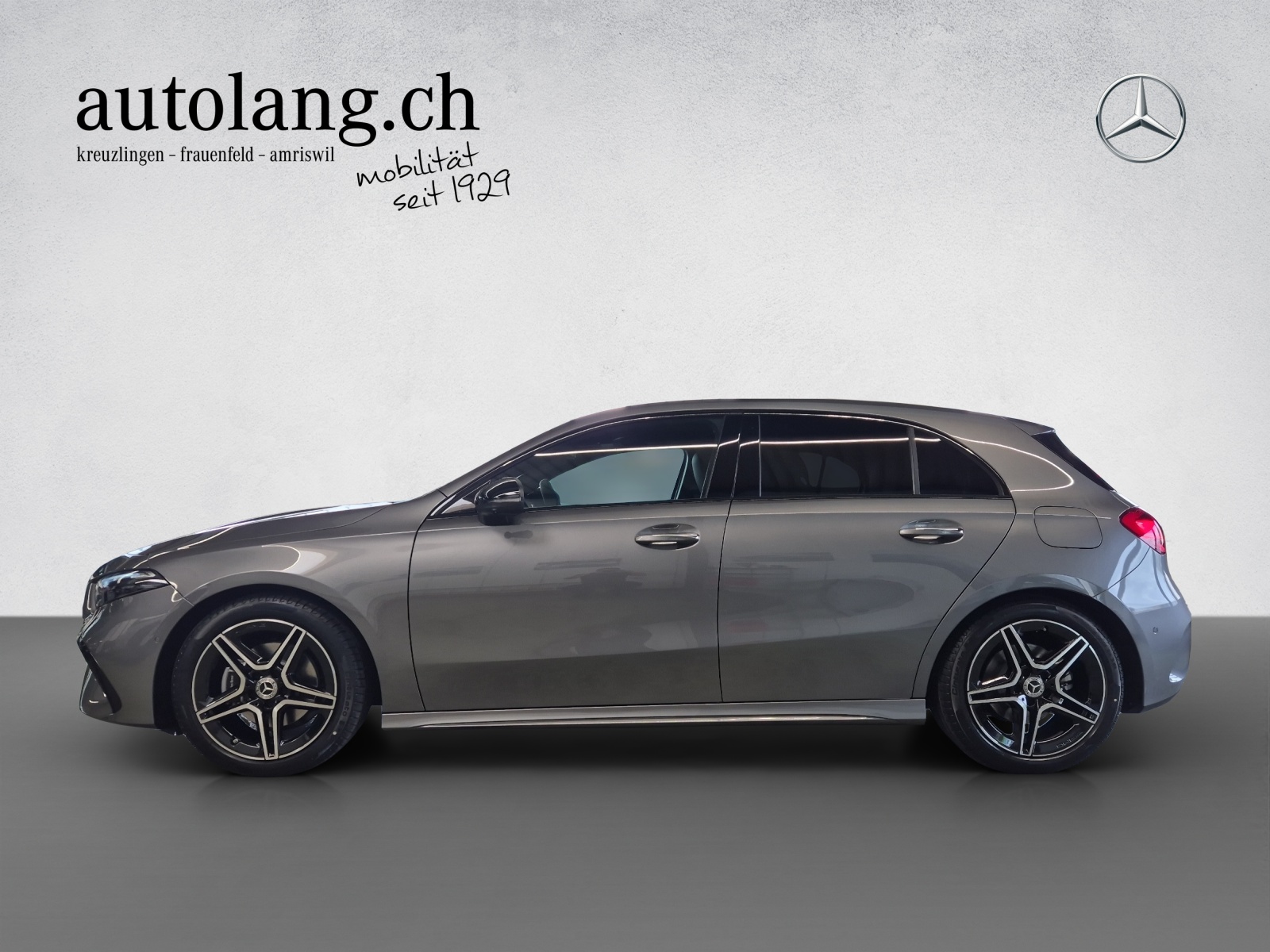MERCEDES-BENZ A 200 AMG Line Night Star-image-1