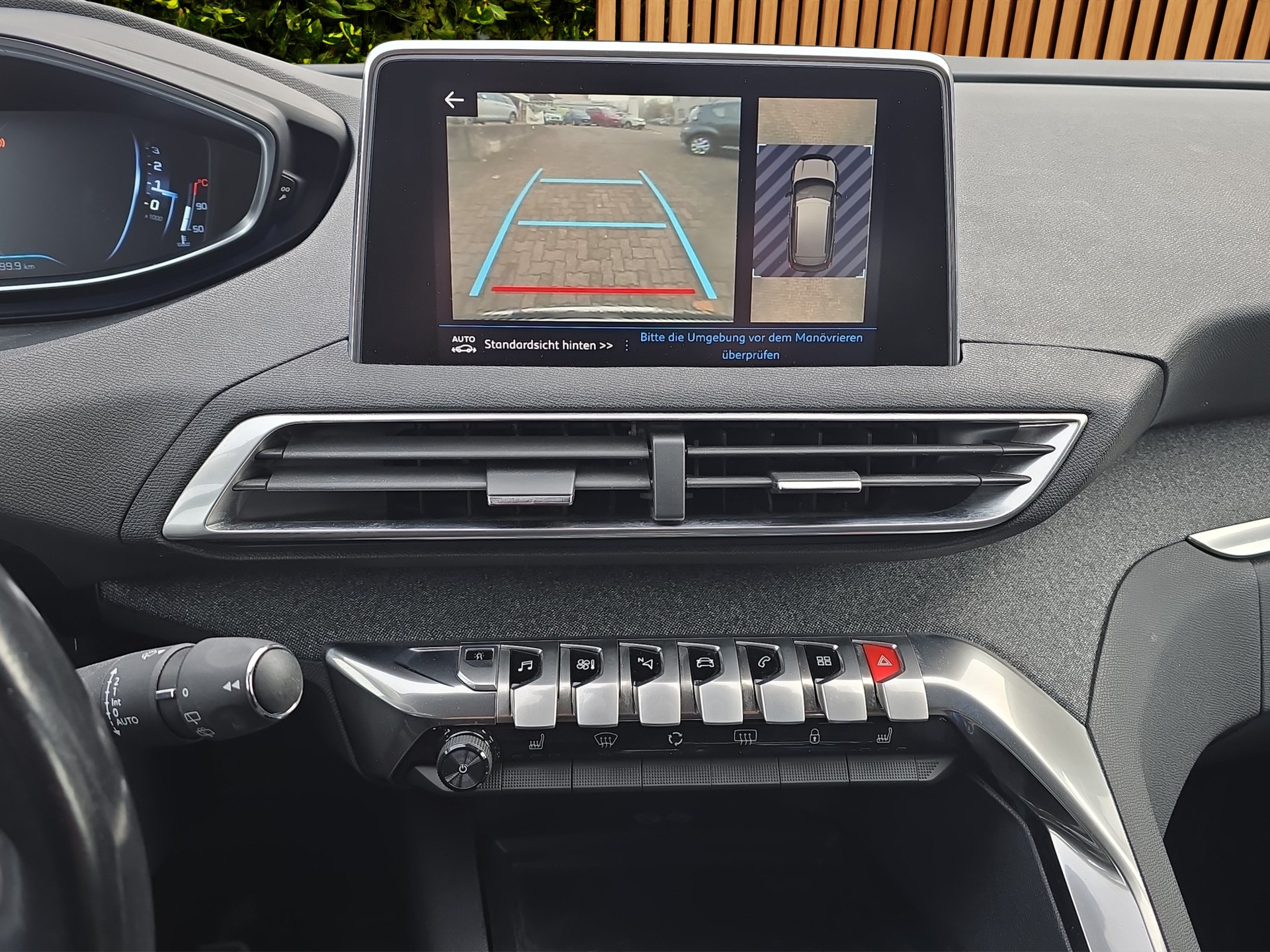 PEUGEOT 3008 1.6 THP Allure EAT-image-10
