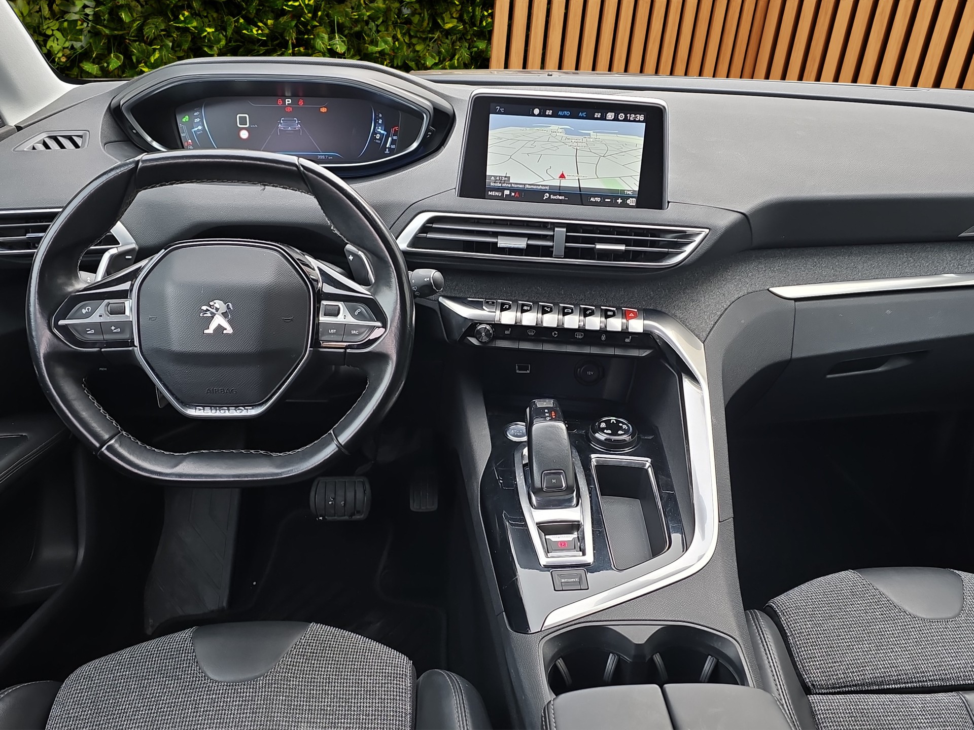 PEUGEOT 3008 1.6 THP Allure EAT-image-8
