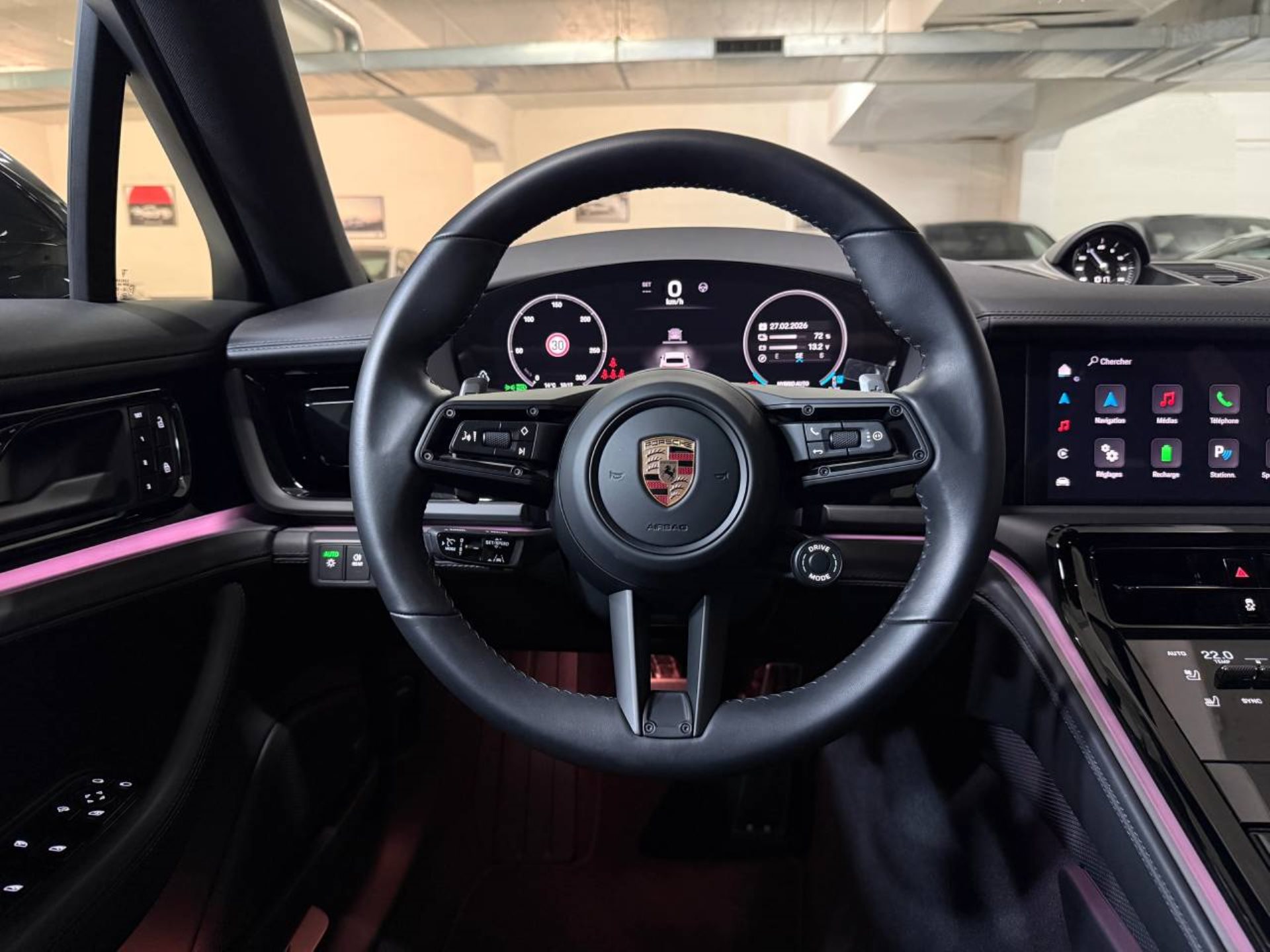 PORSCHE Panamera 4 E-Hybrid (MY24)-image-9