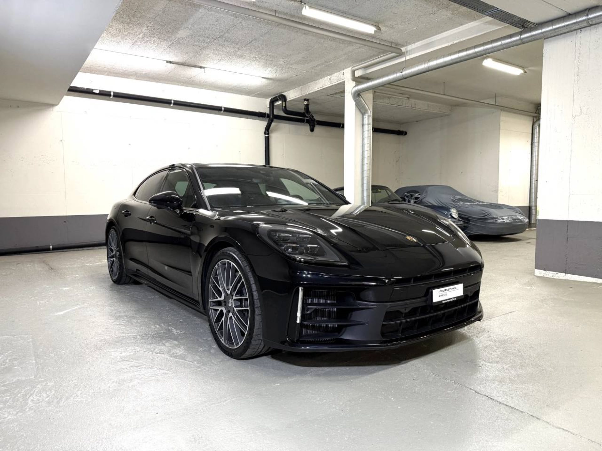 PORSCHE Panamera 4 E-Hybrid (MY24)-image-7