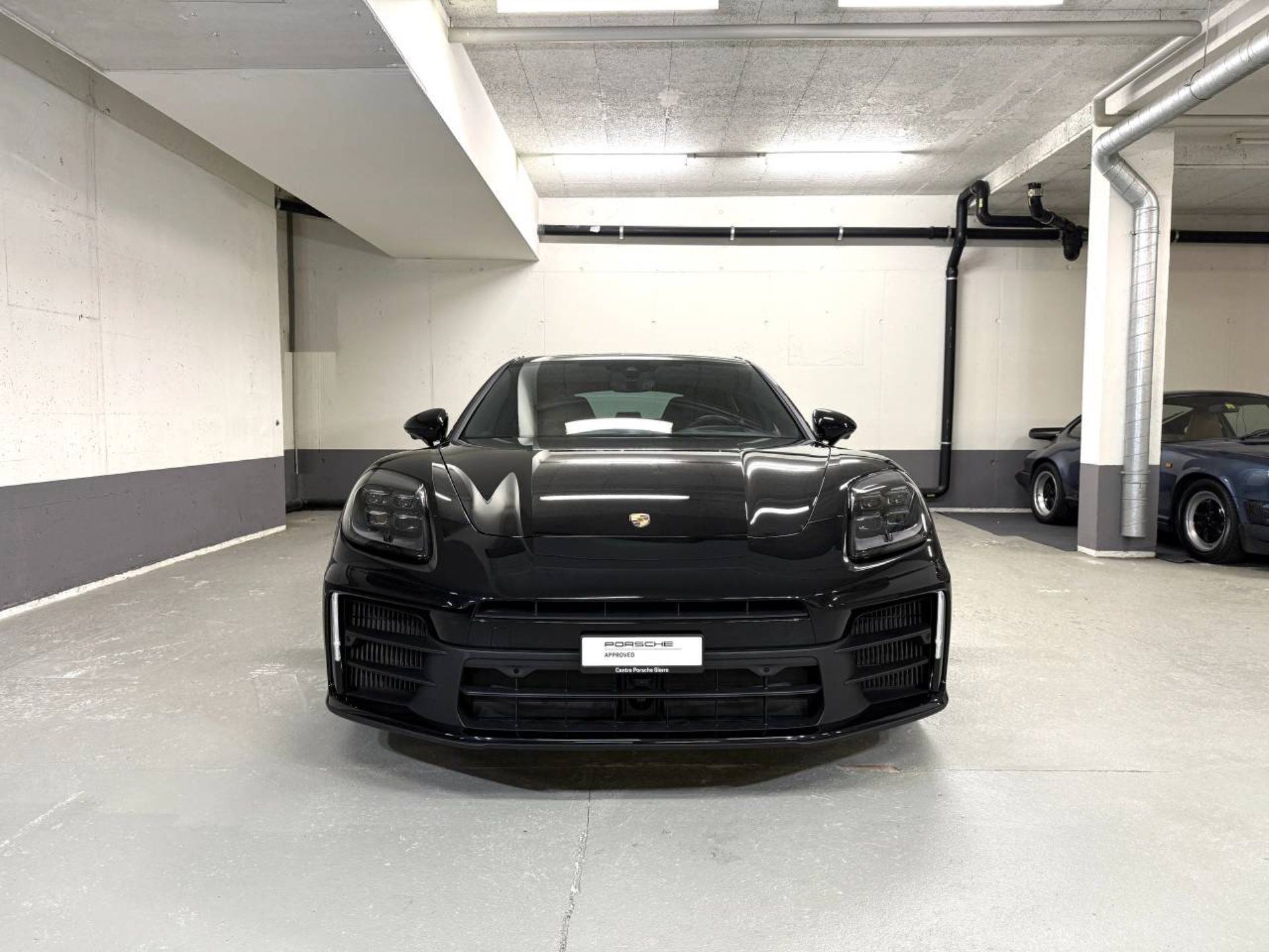 PORSCHE Panamera 4 E-Hybrid (MY24)-image-8