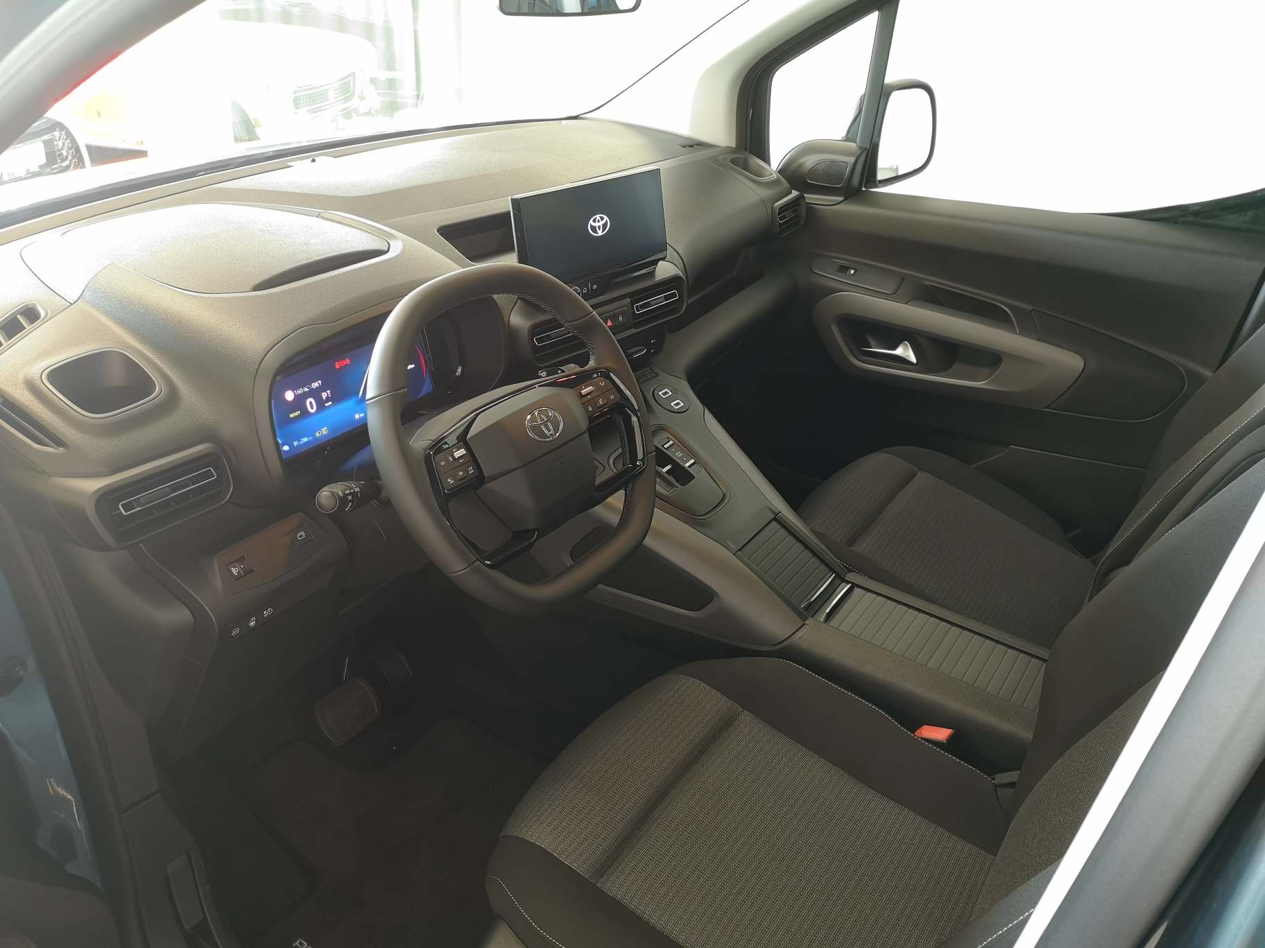 TOYOTA Proace City Verso L2 52KWh Trend-image-4