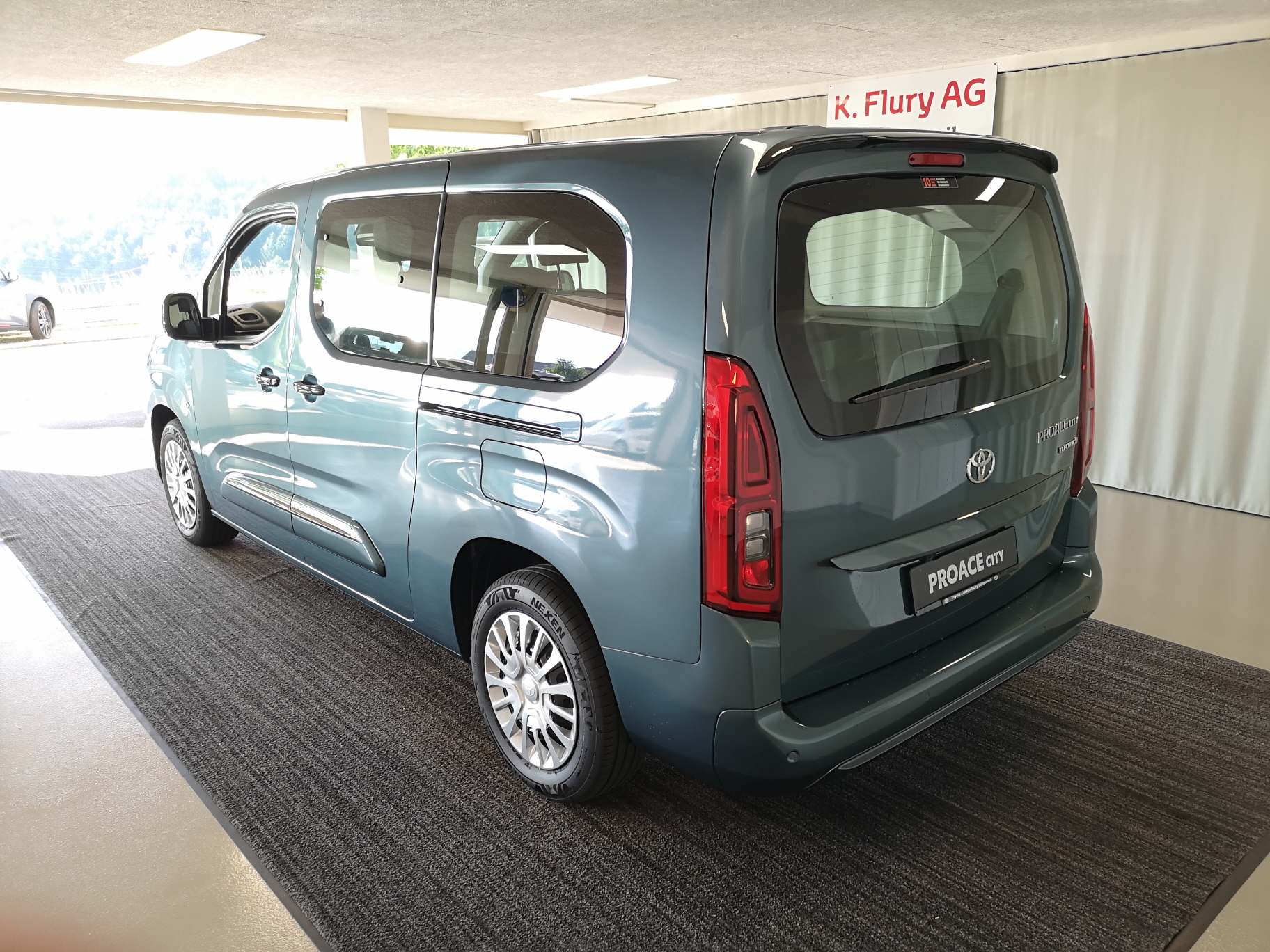 TOYOTA Proace City Verso L2 52KWh Trend-image-2