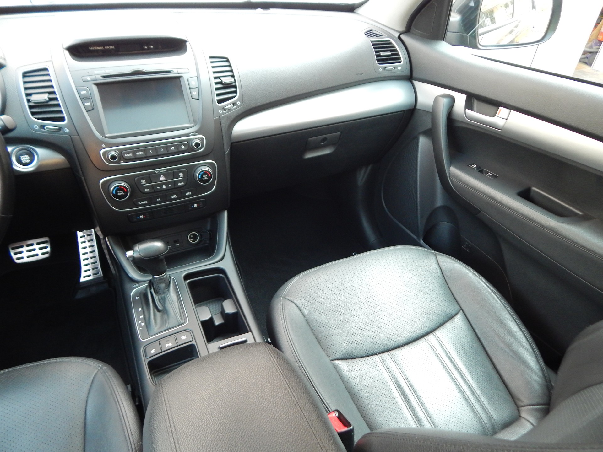 KIA Sorento 2.2 CRDI Style Automatic-image-18