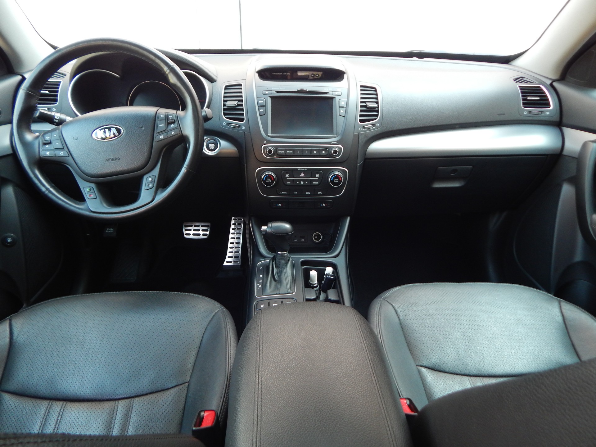 KIA Sorento 2.2 CRDI Style Automatic-image-16