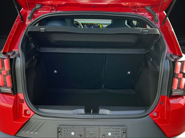 FIAT Grande Panda Red-image-5