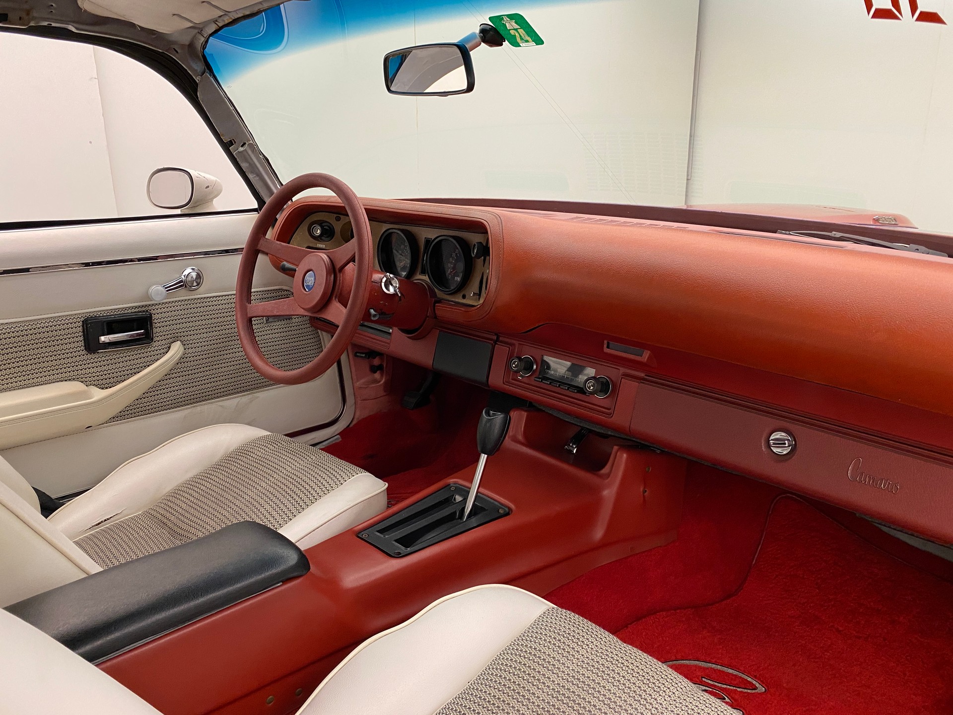 CHEVROLET Camaro LT 350-image-11