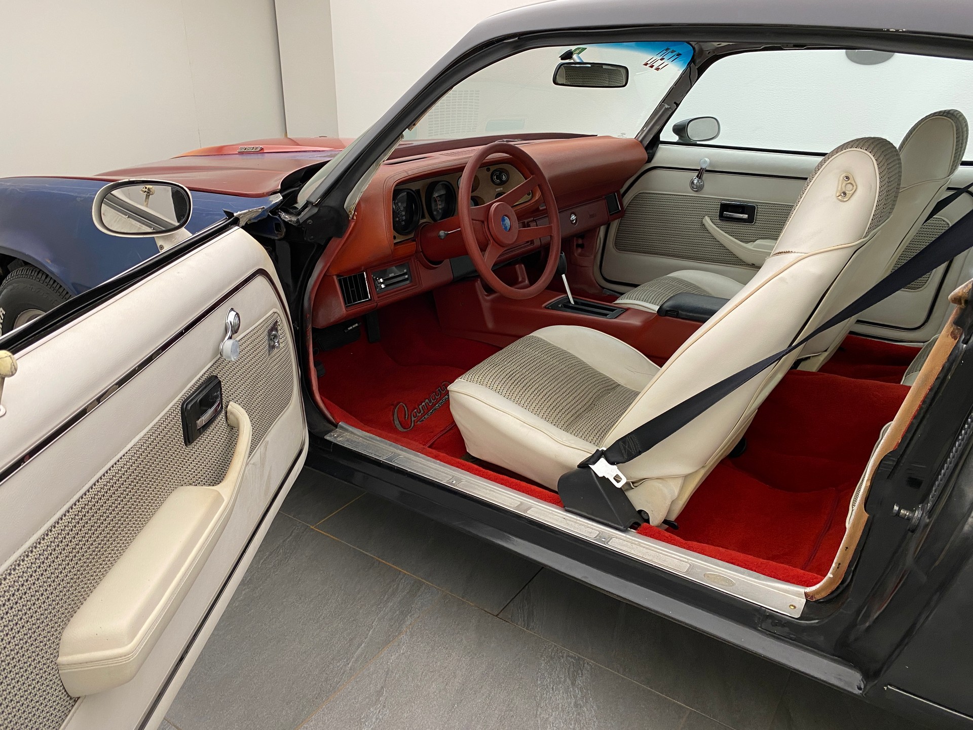 CHEVROLET Camaro LT 350-image-8