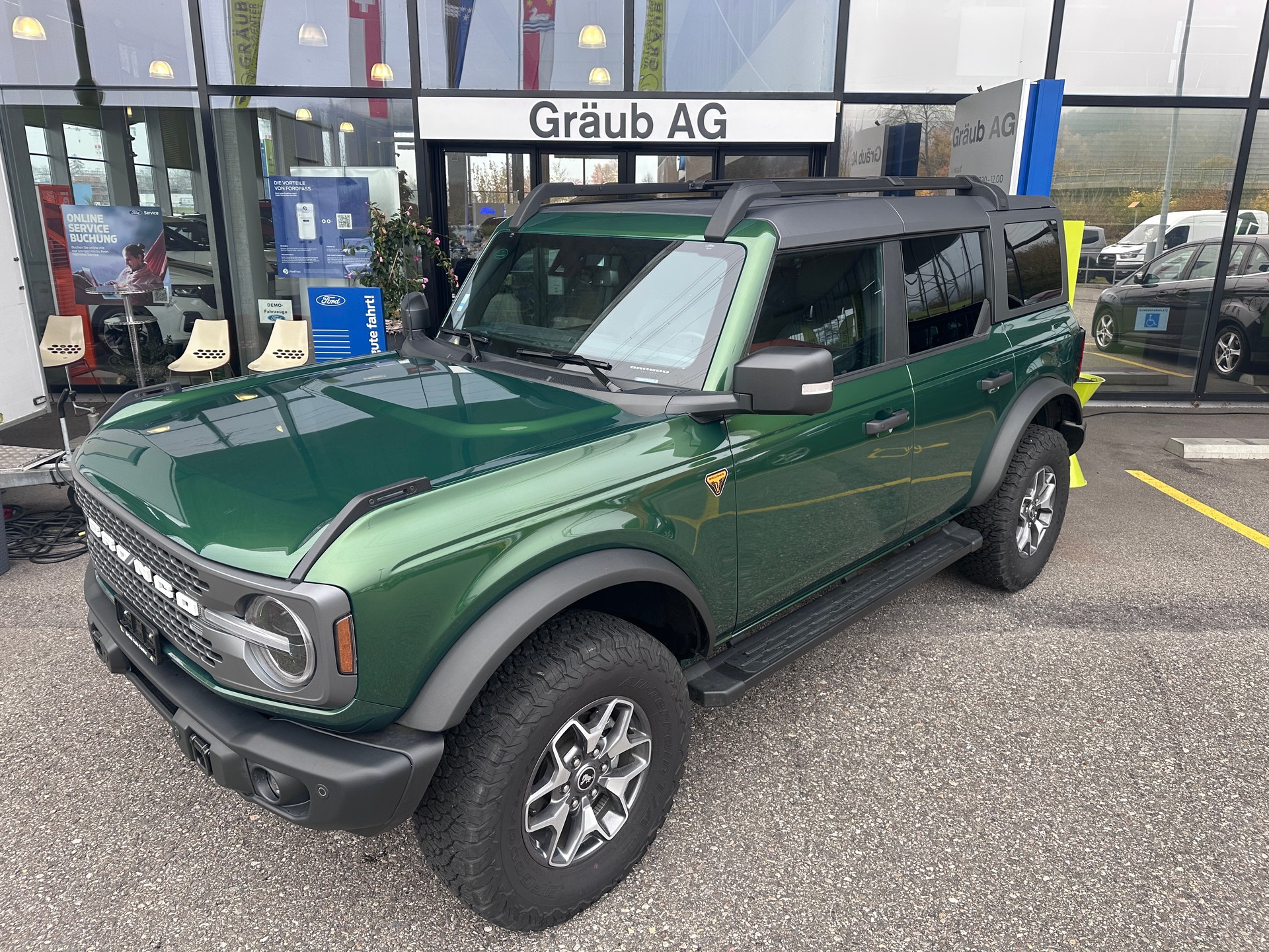 FORD Bronco 2.7 EcoB Badlands e-4WD-showroom-element-2