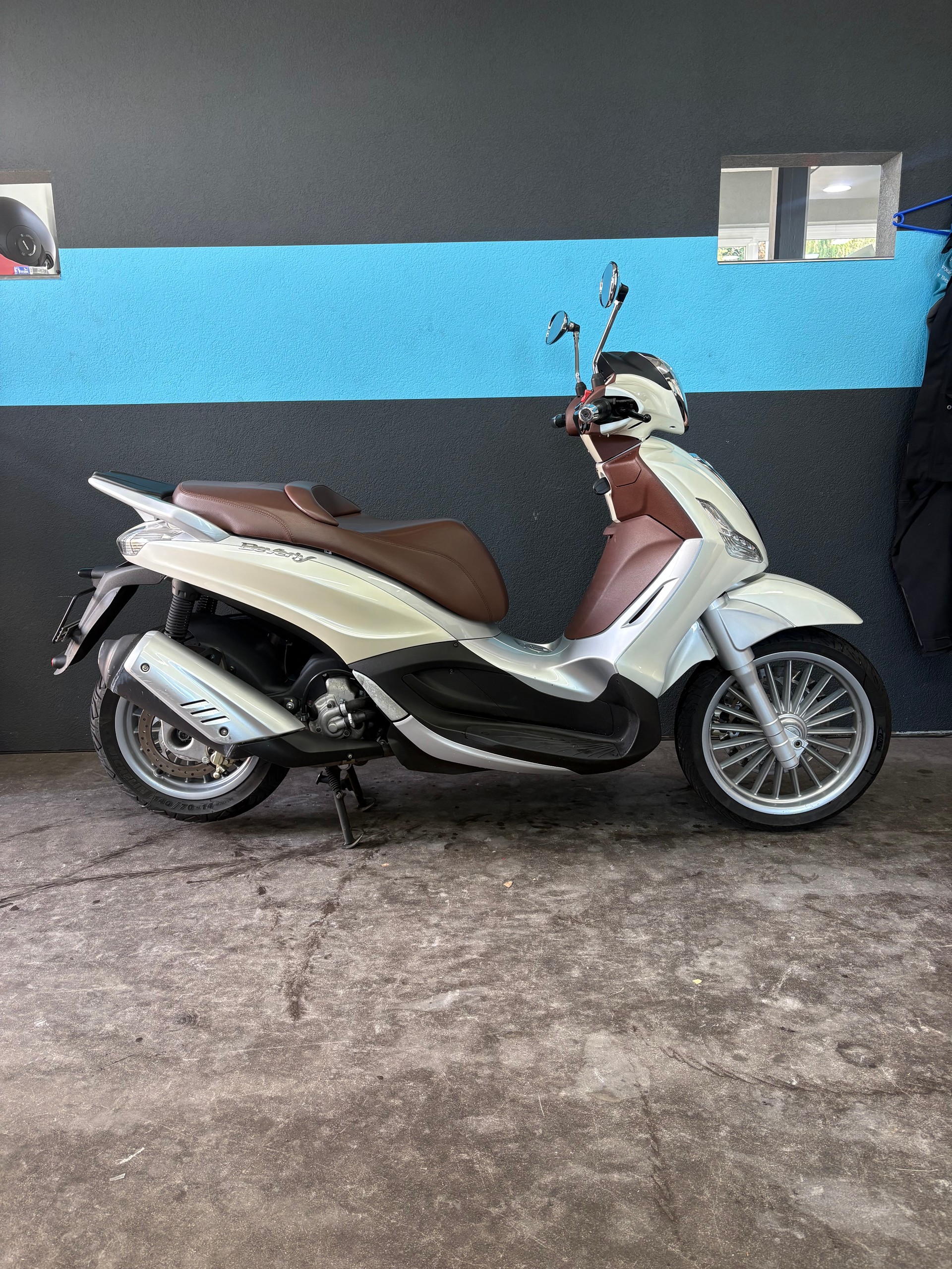 PIAGGIO Beverly 300 i.e.