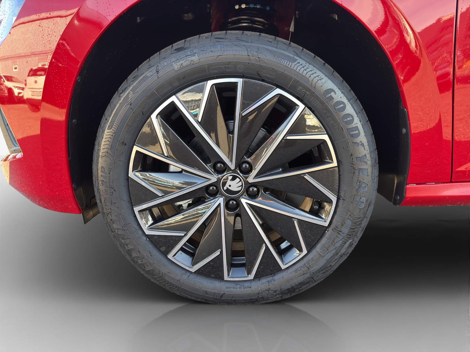 SKODA Kamiq 1.5 TSI Dynamic DSG-image-14