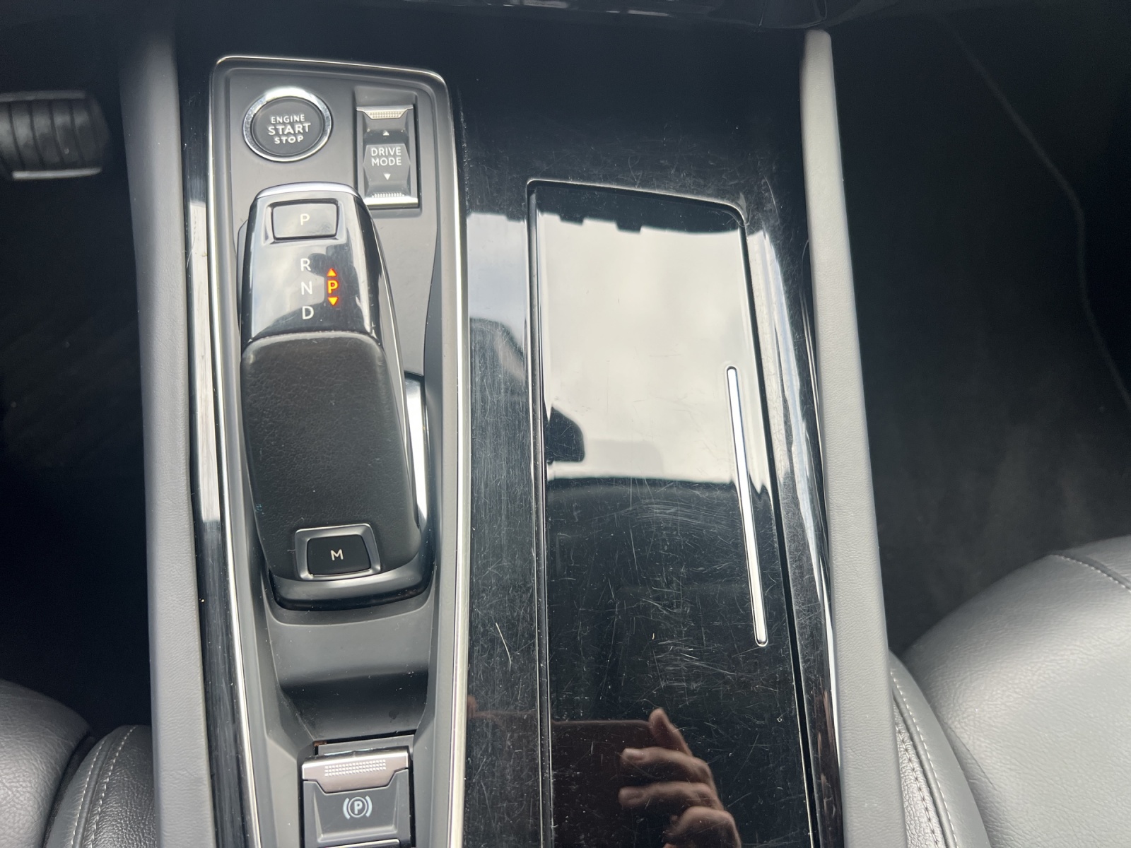 PEUGEOT 508 2.0 Blue HDI GT EAT8-image-23