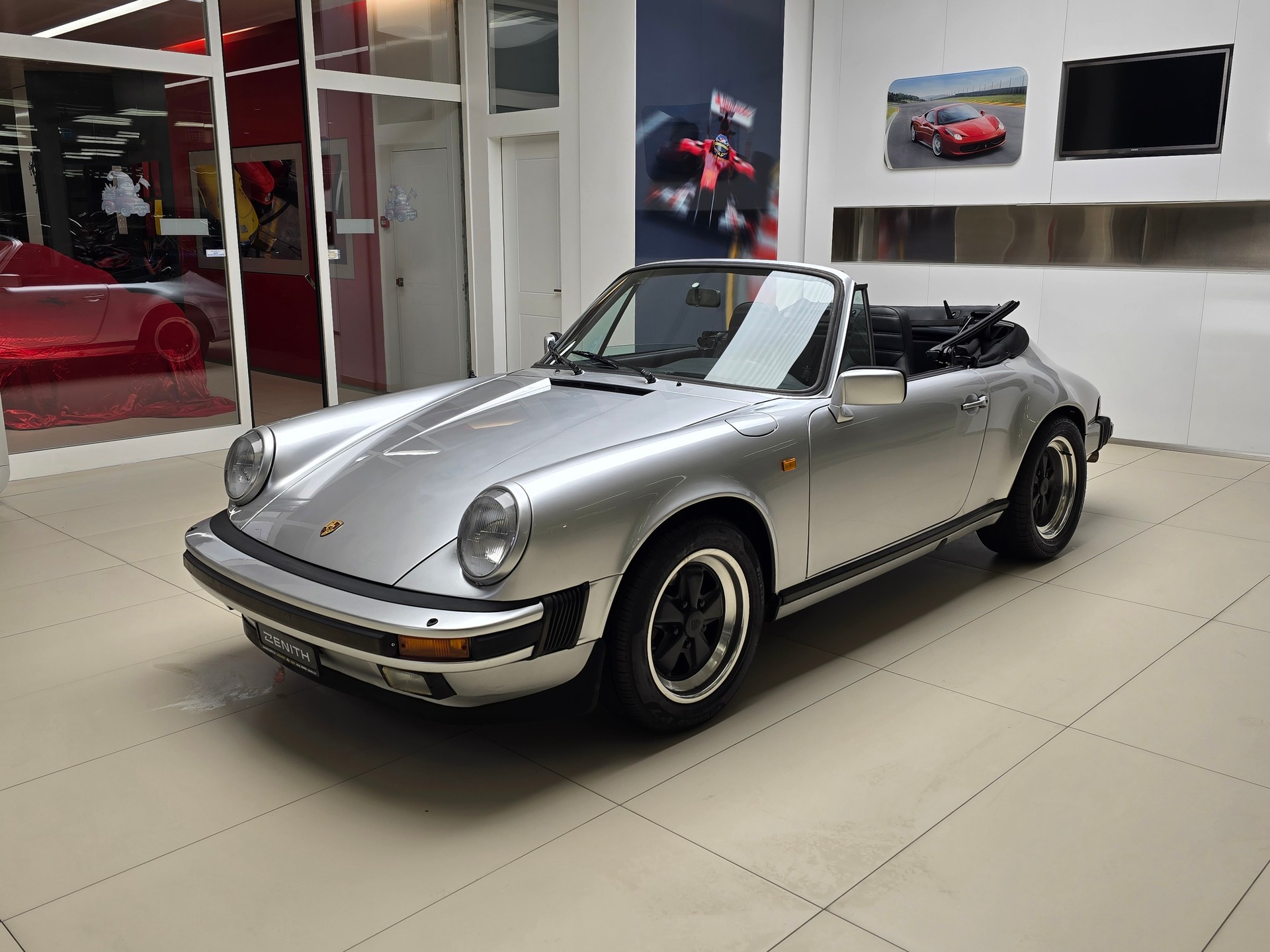 PORSCHE 911 Carrera Cabrio-image-0