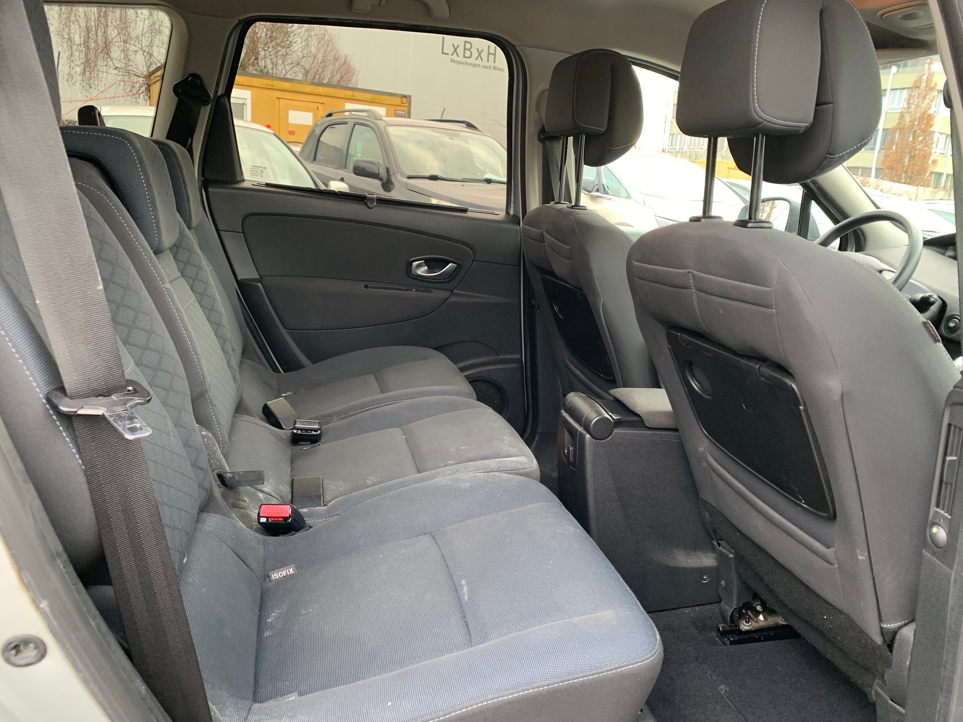 RENAULT Grand Scénic 2.0 16V Dynamique X-Tronic CVT-image-12