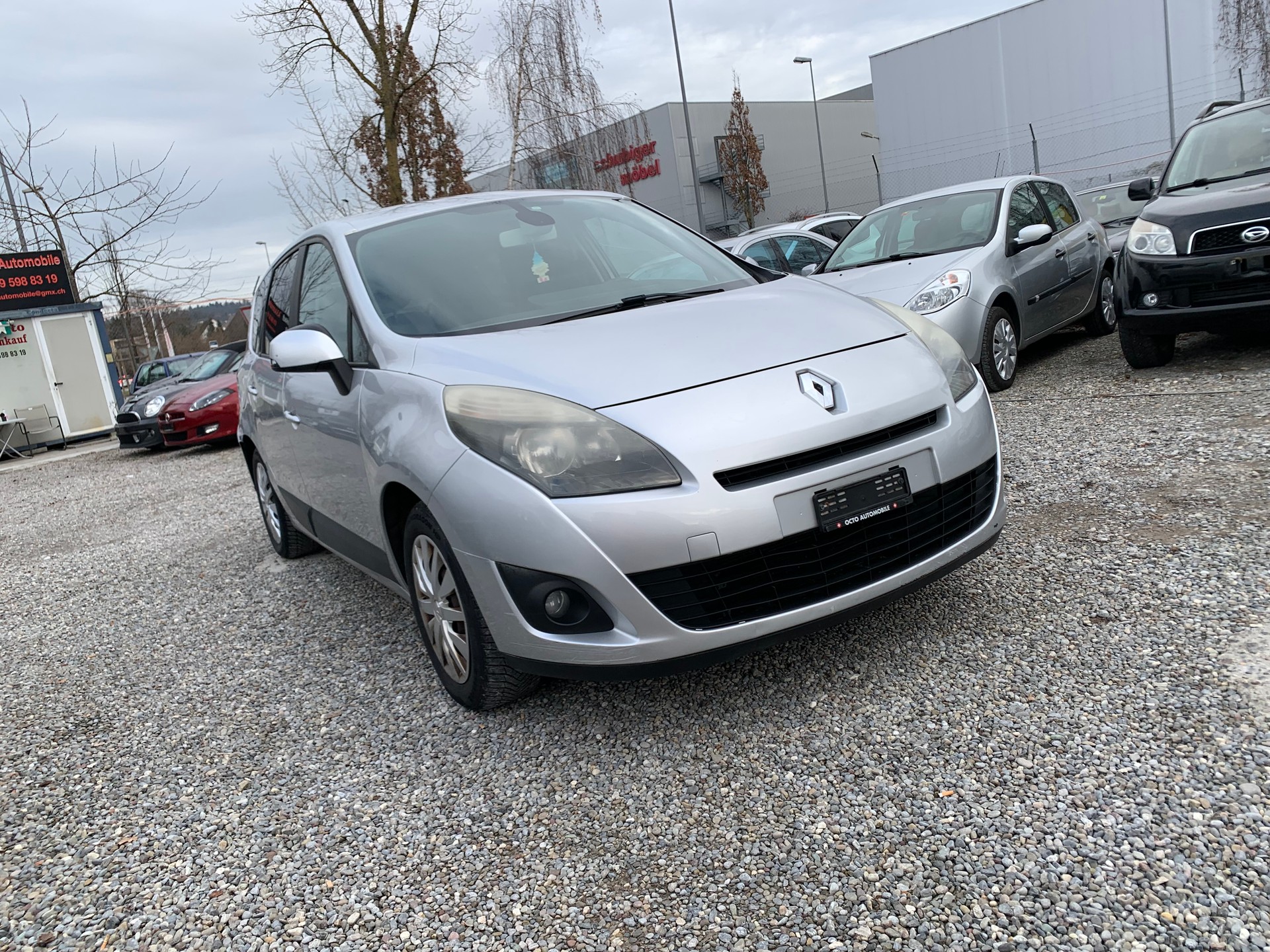RENAULT Grand Scénic 2.0 16V Dynamique X-Tronic CVT-image-2