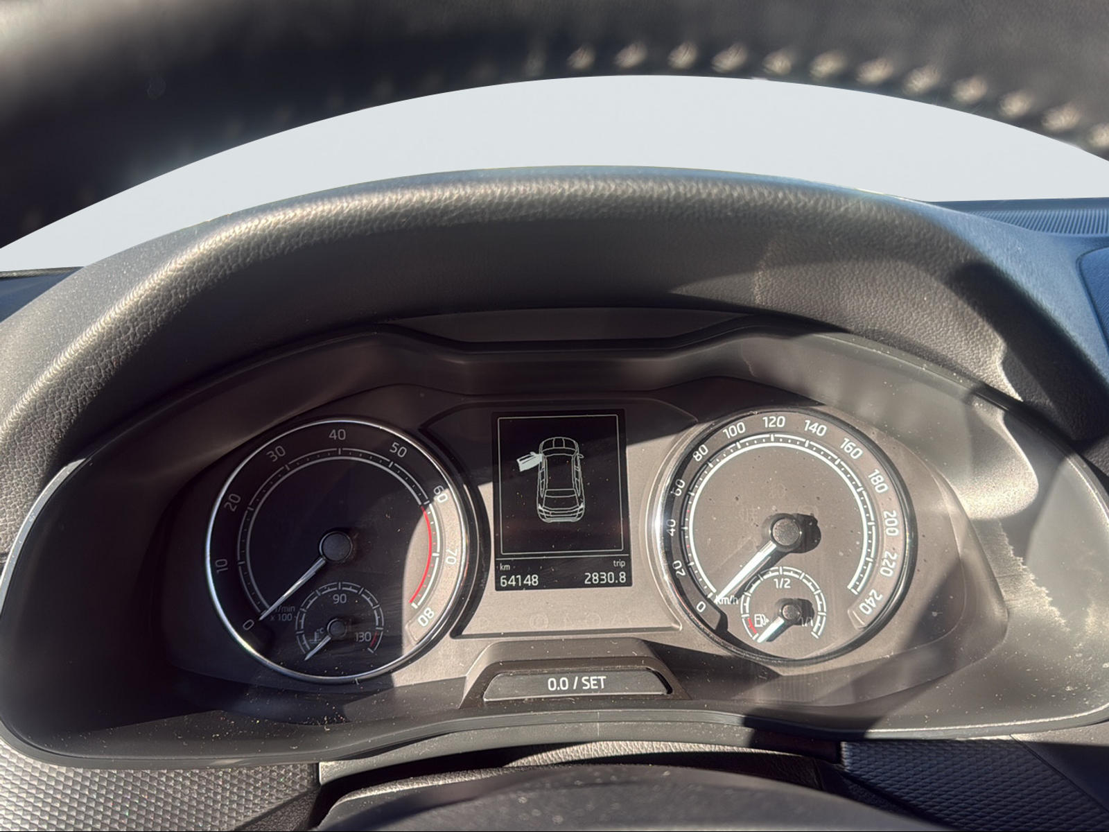 SKODA Kamiq 1.0 TSI Fresh-image-11