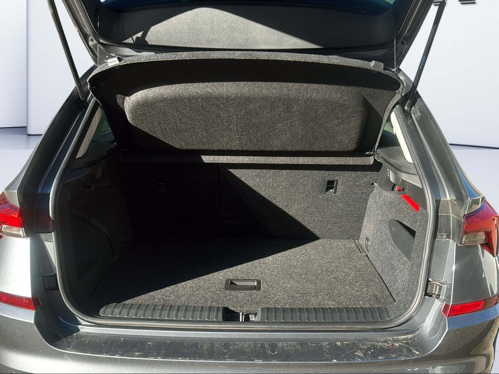 SKODA Kamiq 1.0 TSI Fresh-image-8