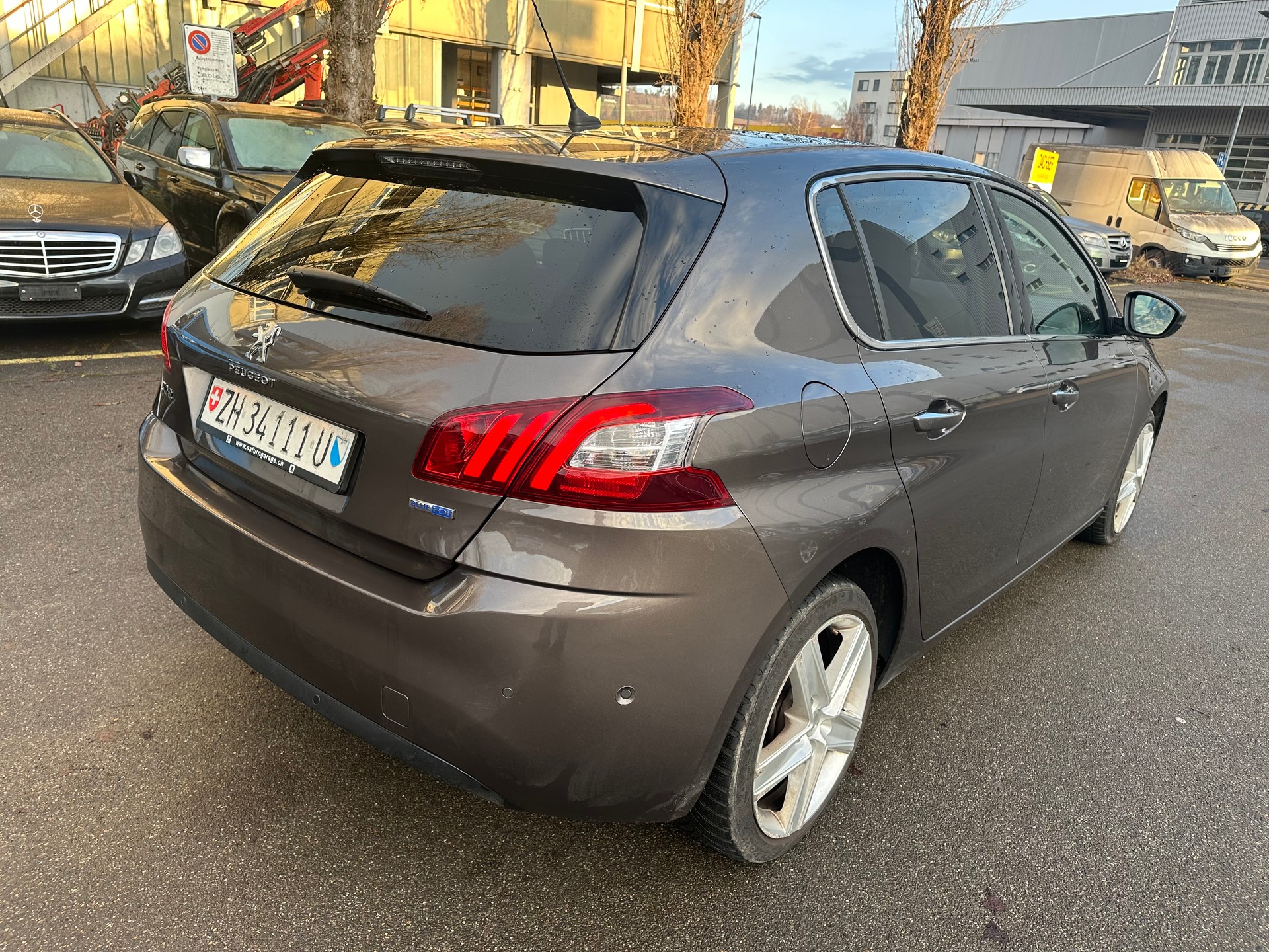 PEUGEOT 308 2.0 BlueHDI Active Automatic-image-5