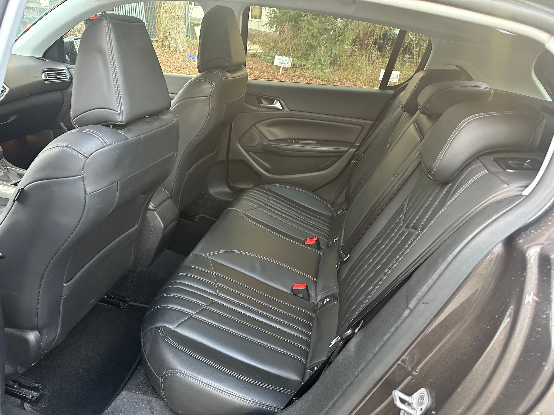 PEUGEOT 308 2.0 BlueHDI Active Automatic-image-10