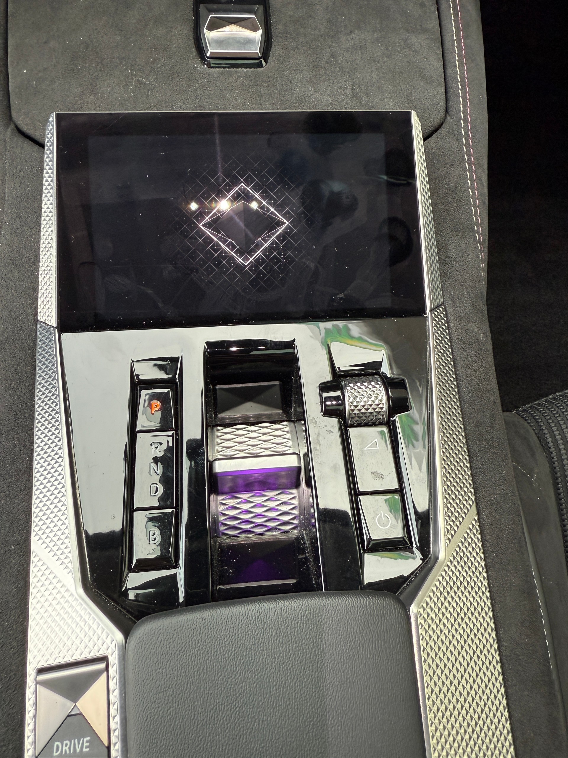 DS AUTOMOBILES DS 4 1.6 E-Tense Performance Line+-image-10