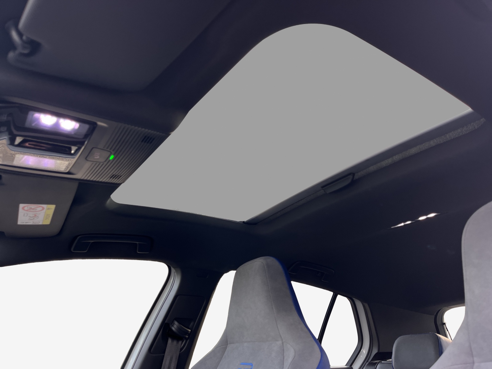 VW Golf 2.0 TSI R DSG 4 Motion-image-14