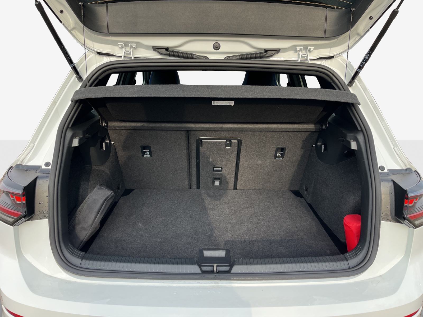 VW Golf 2.0 TSI R DSG 4 Motion-image-12
