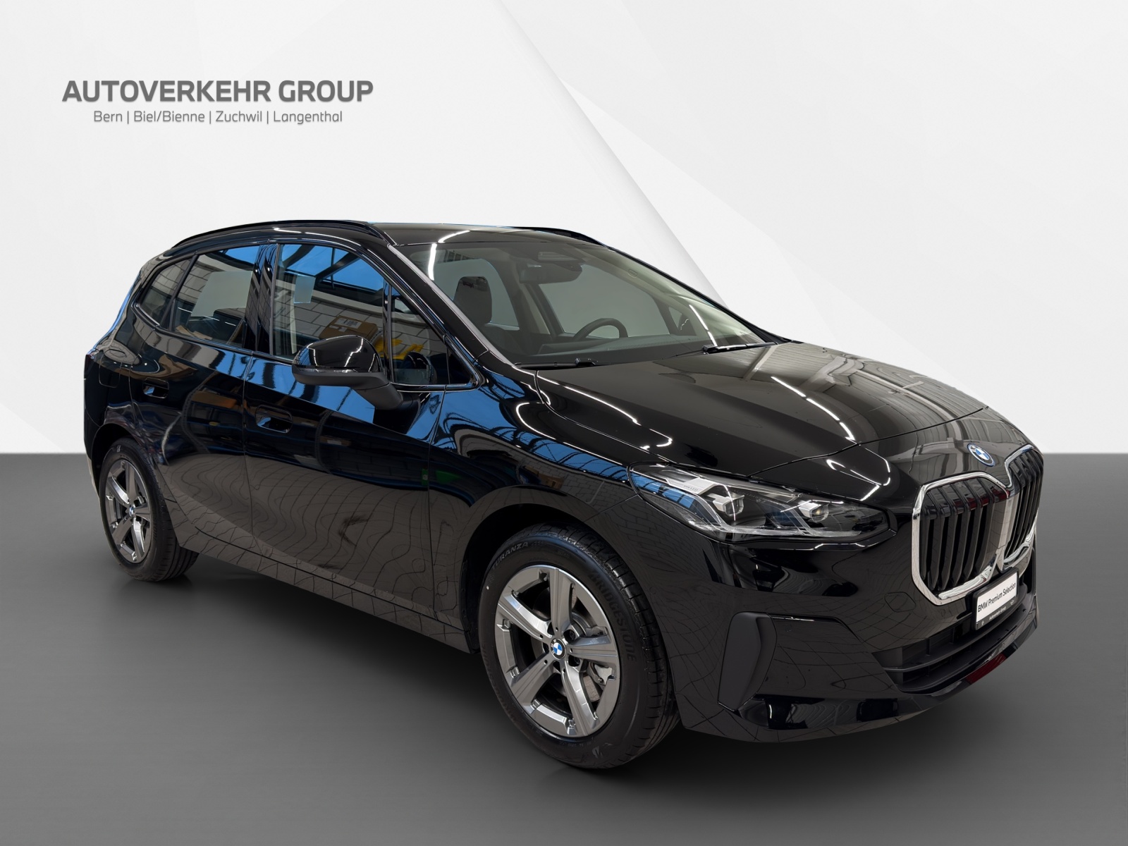 BMW 230e xDrive Active Tourer-image-7