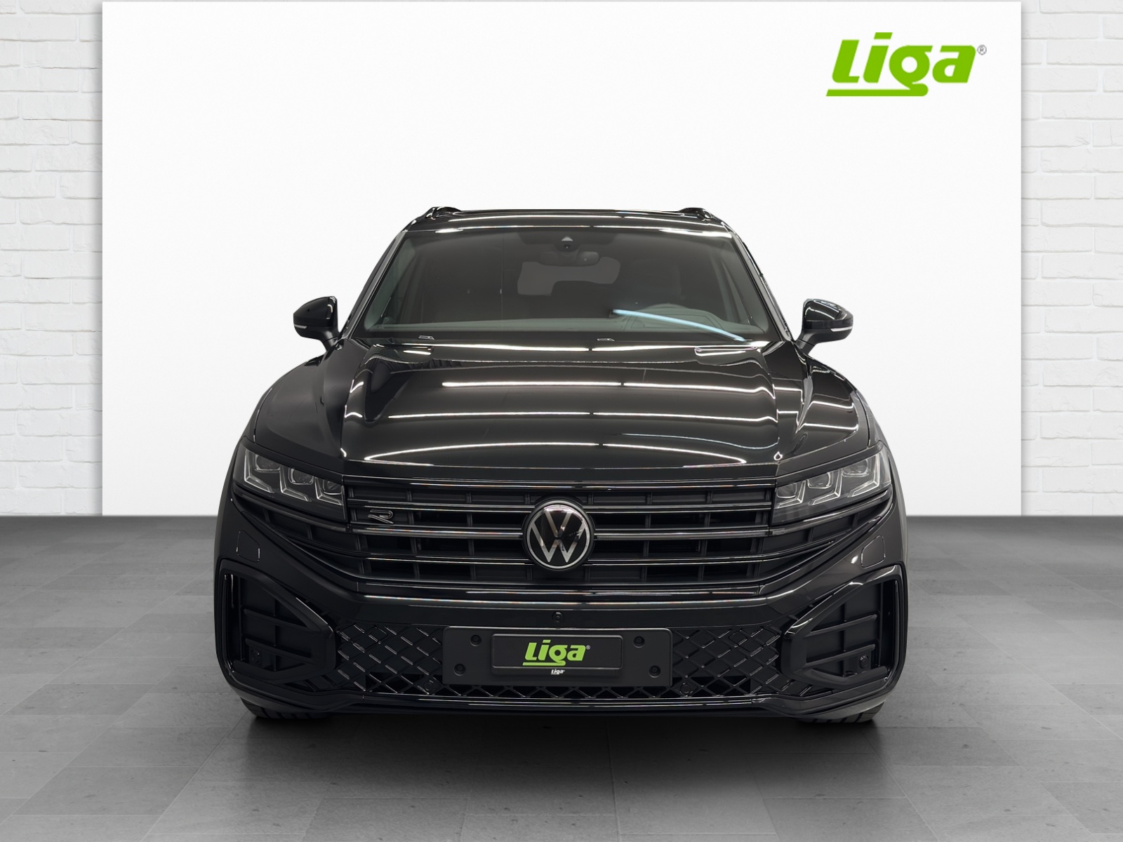 VW Touareg 3.0 V6 TDI 286 R-Line Final Edition-showroom-element-2