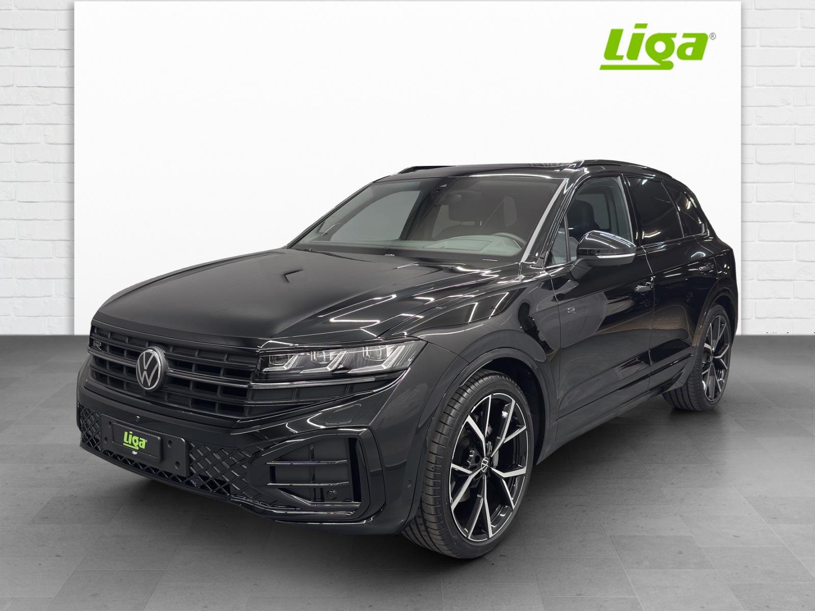VW Touareg 3.0 V6 TDI 286 R-Line Final Edition-showroom-element-1
