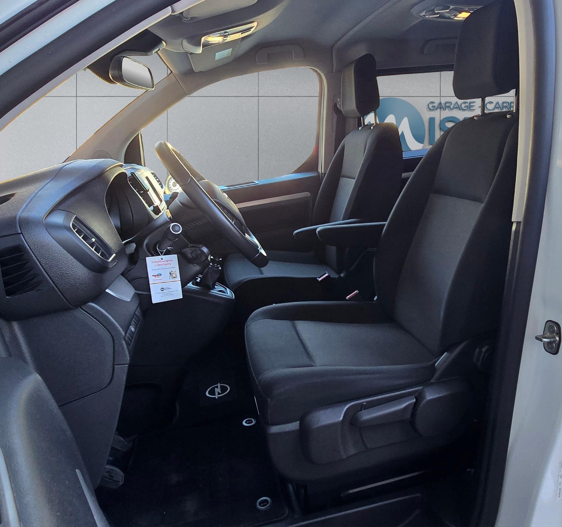 OPEL Zafira Life M 2.0 CDTI 150 Business Edition S/S-image-8